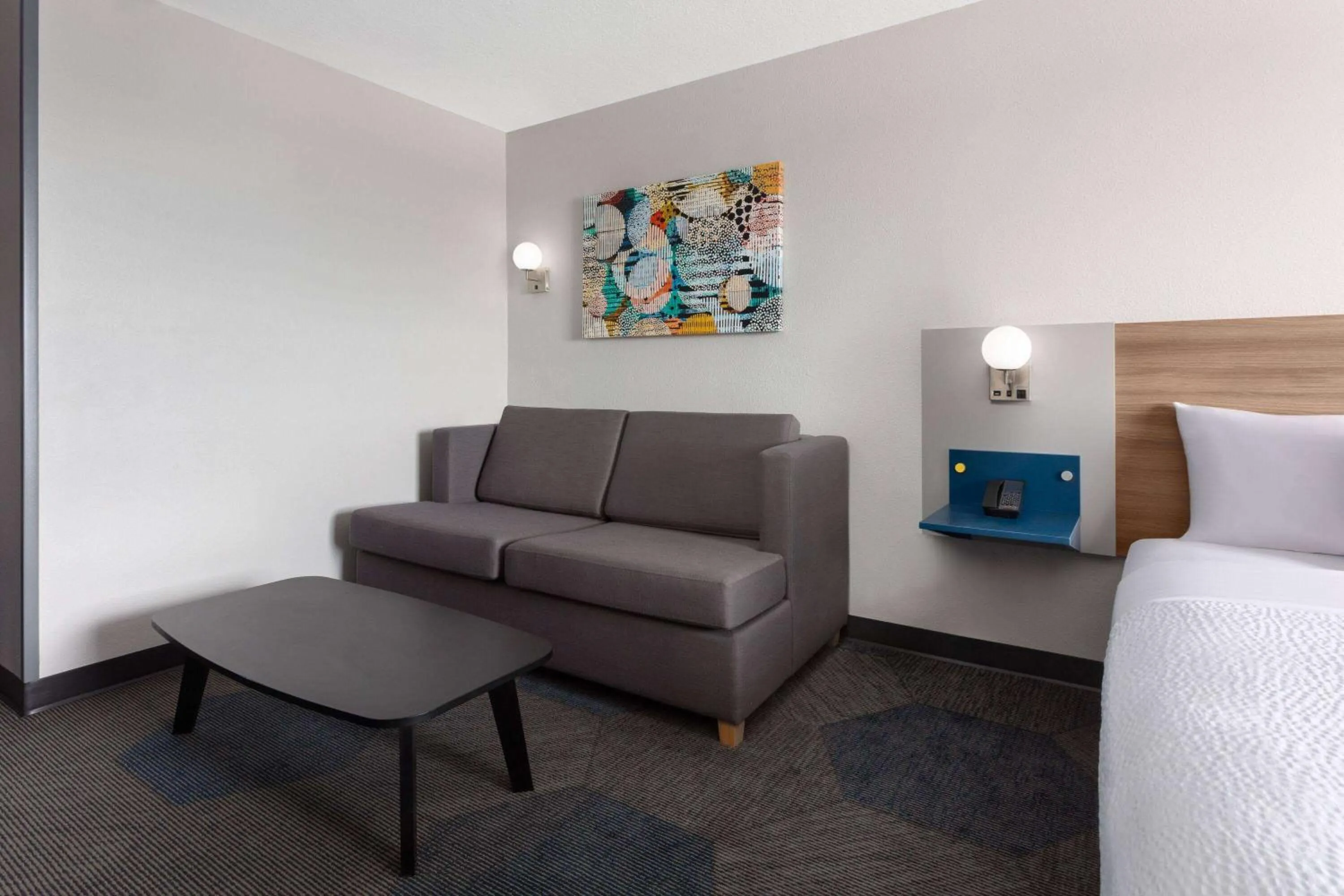 Photo of the whole room, Bed in Microtel Inn & Suites by Wyndham Rapid City