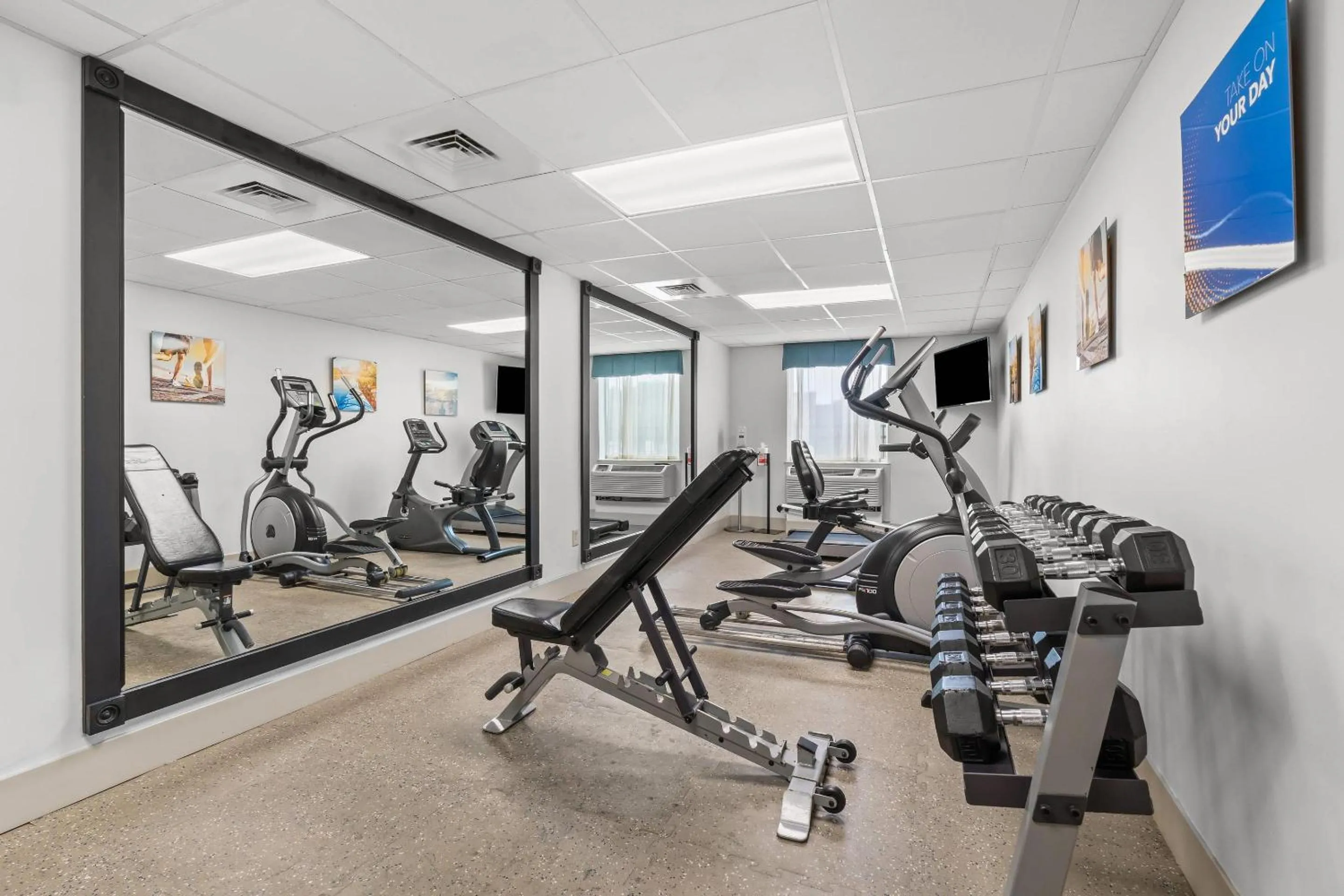Fitness centre/facilities in Comfort Inn Rehoboth Beach