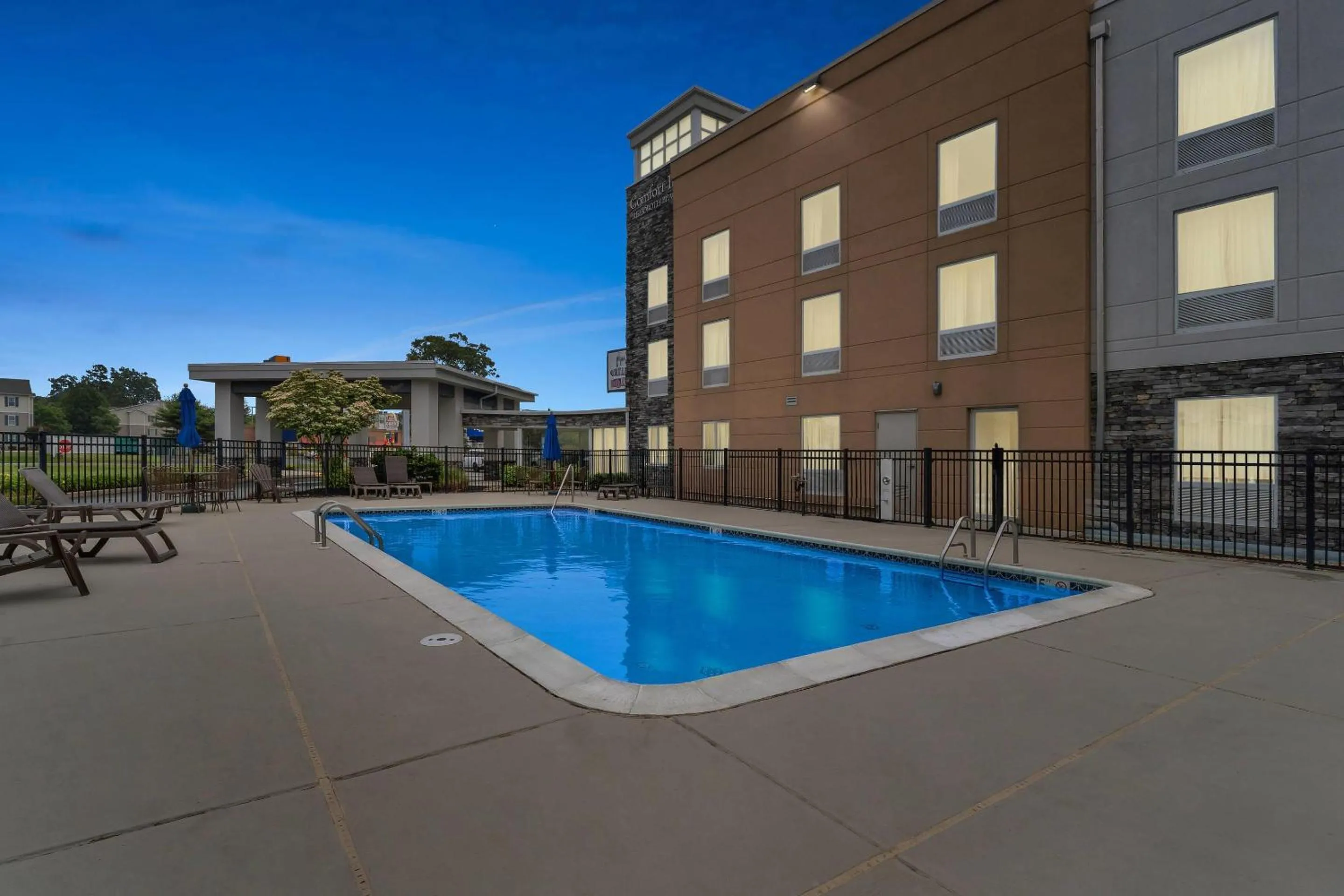 Property building in Comfort Inn Rehoboth Beach
