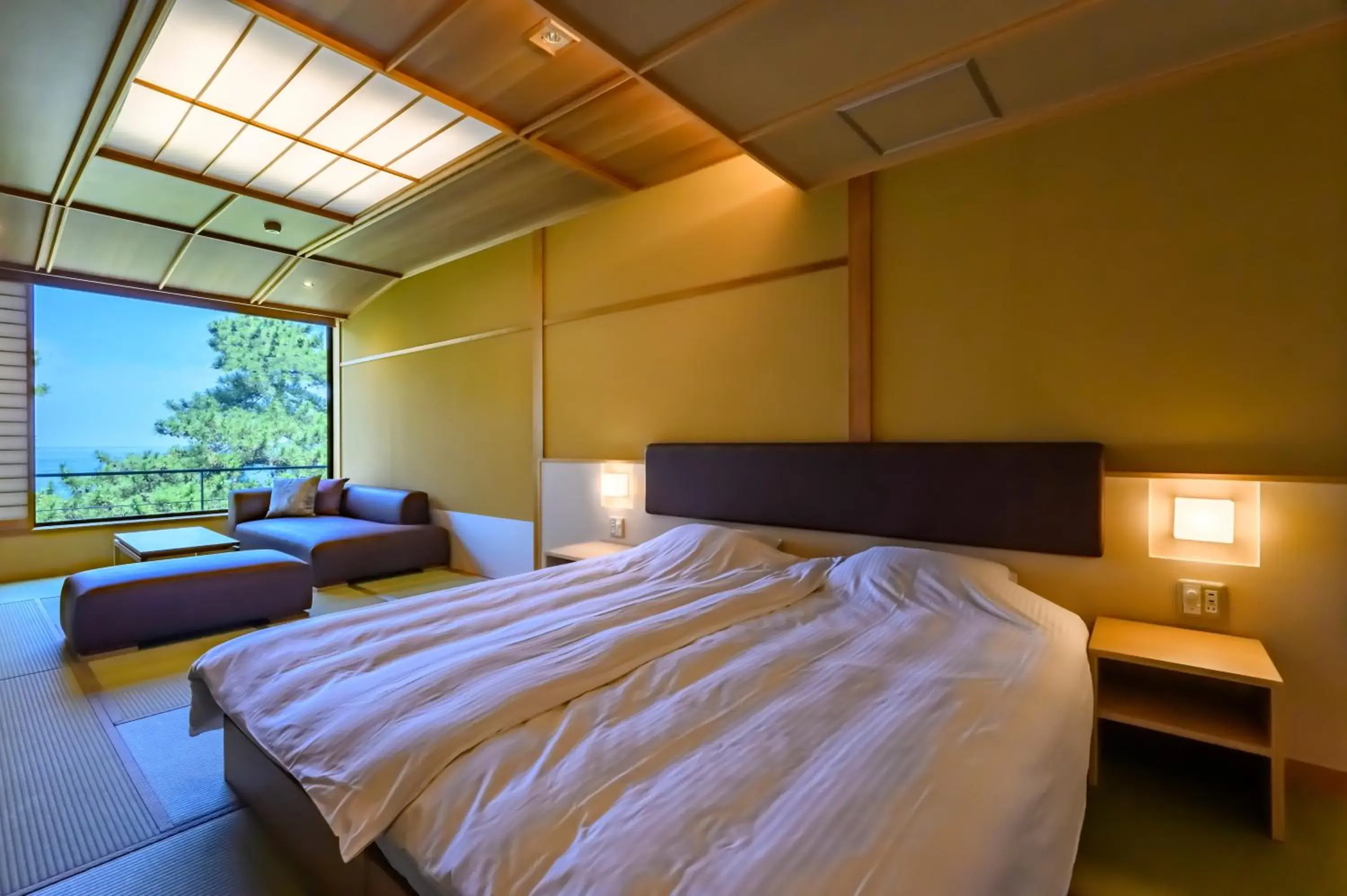 Bed in Oishiya Bed in Oishiya