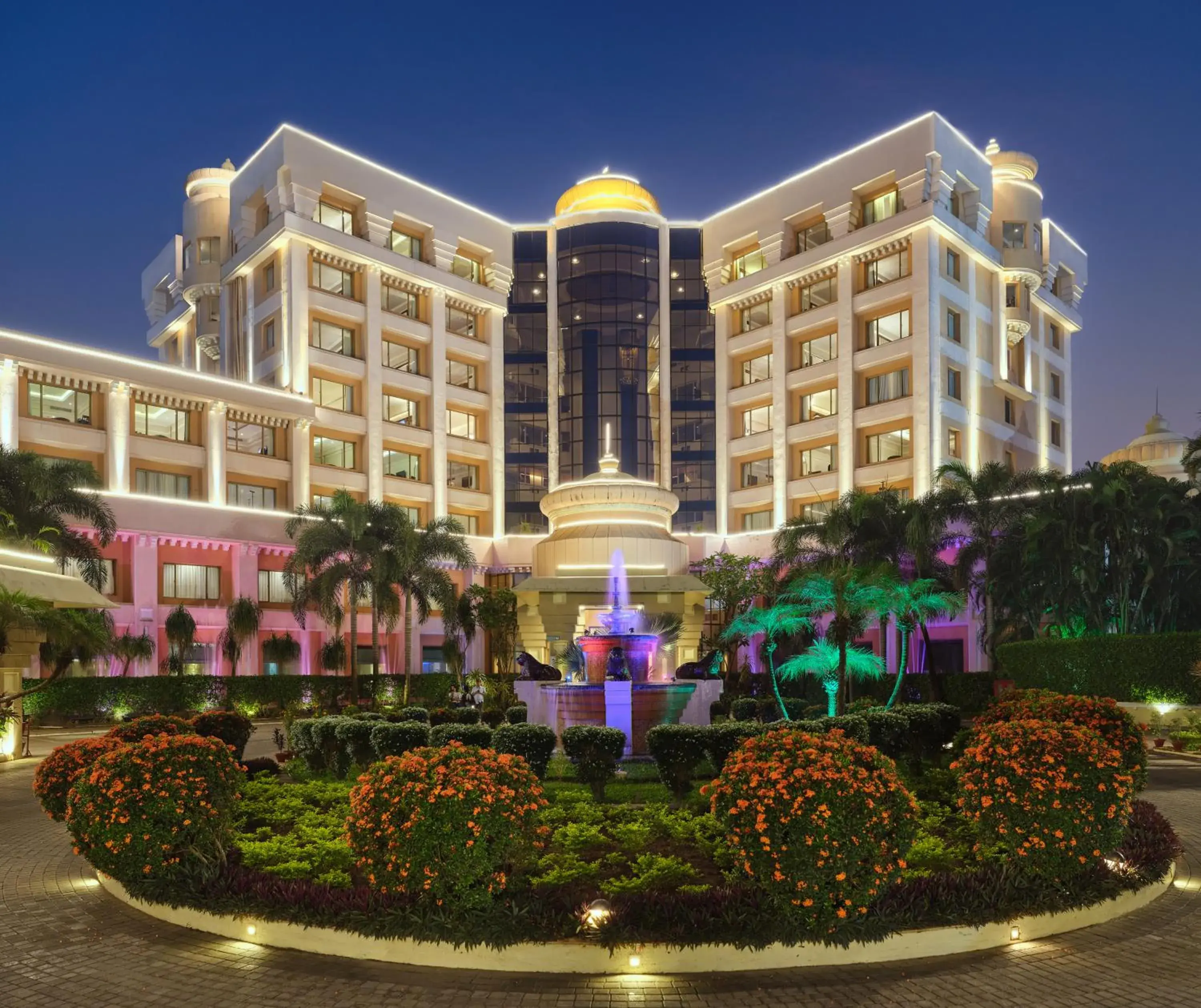 Property building in Hotel Swosti Premium Bhubaneswar Property building in Hotel Swosti Premium Bhubaneswar