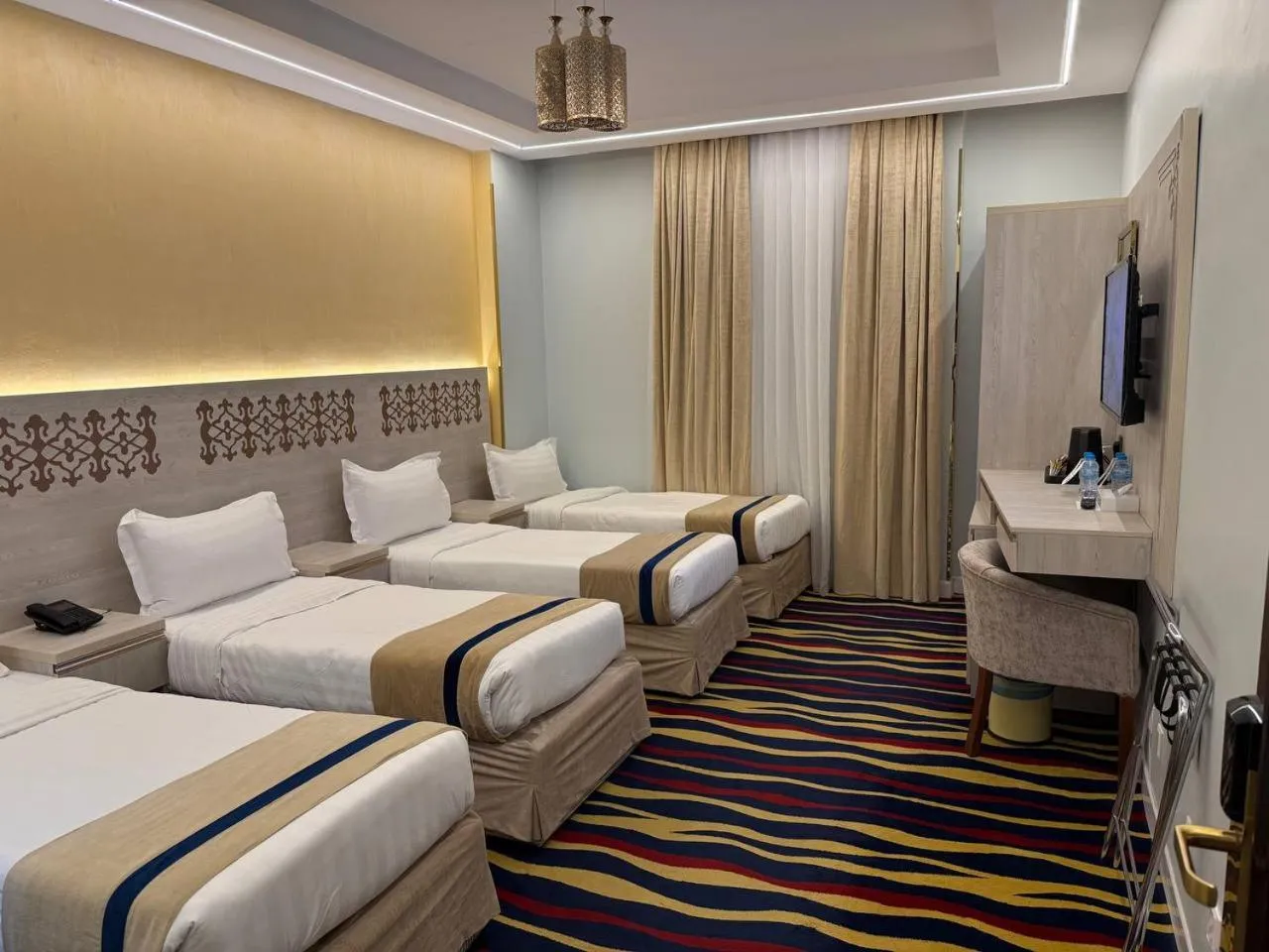 TV and multimedia, Bed in Dar Al Naem Hotel