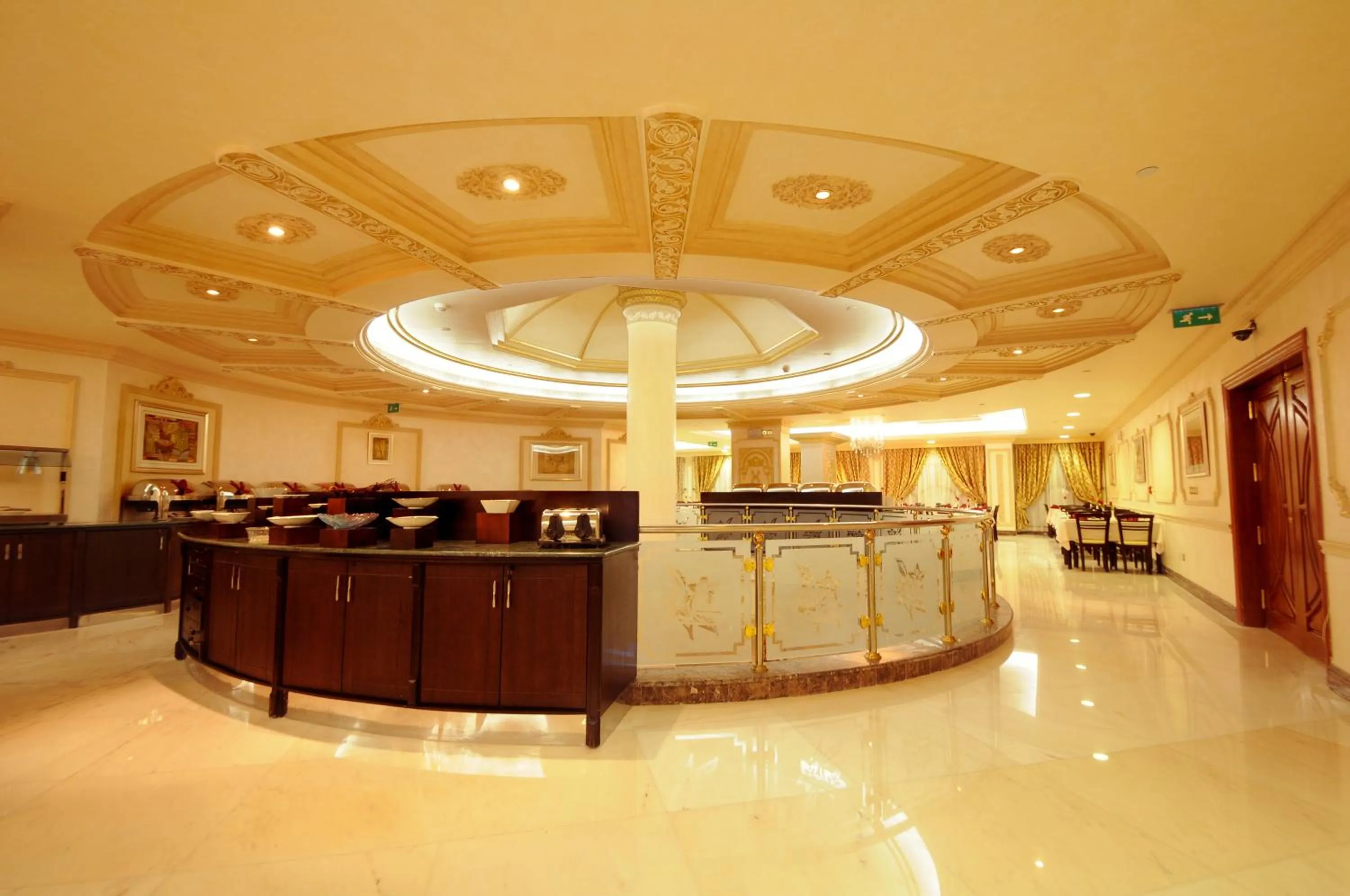 Restaurant/places to eat in Dar Al Naem Hotel