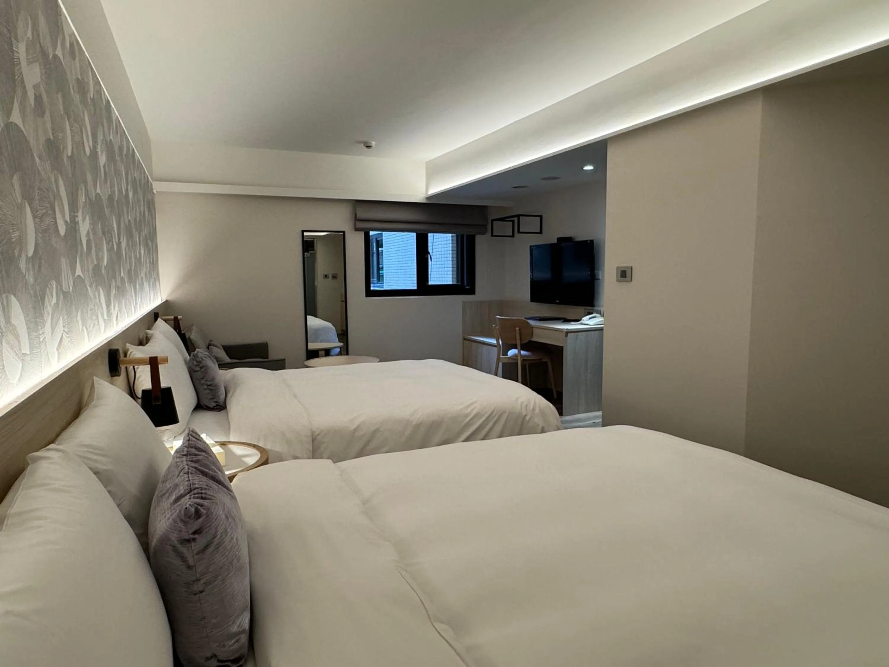 Photo of the whole room, Bed in Delight Hotel