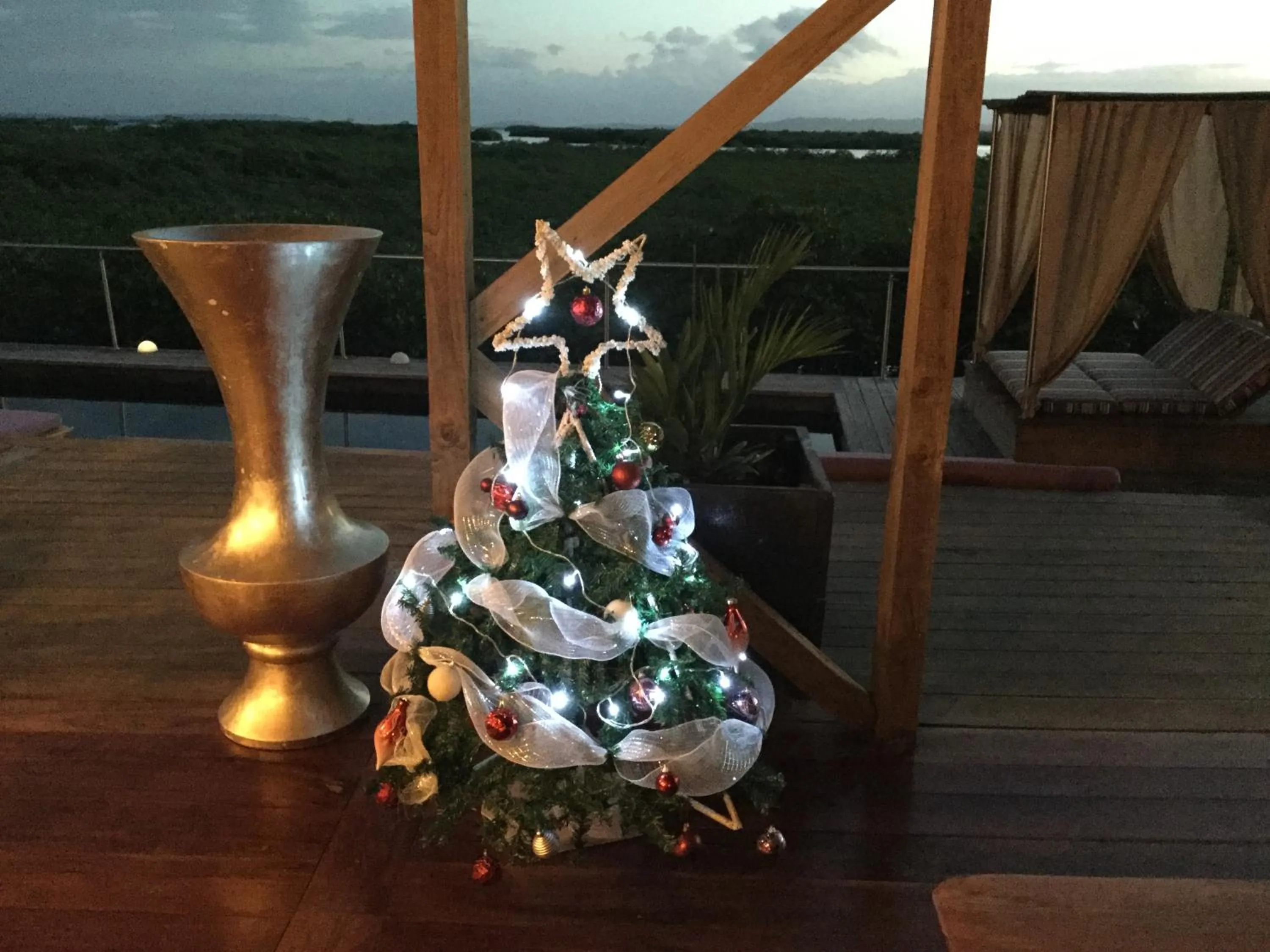 Restaurant/places to eat in Villa F&B