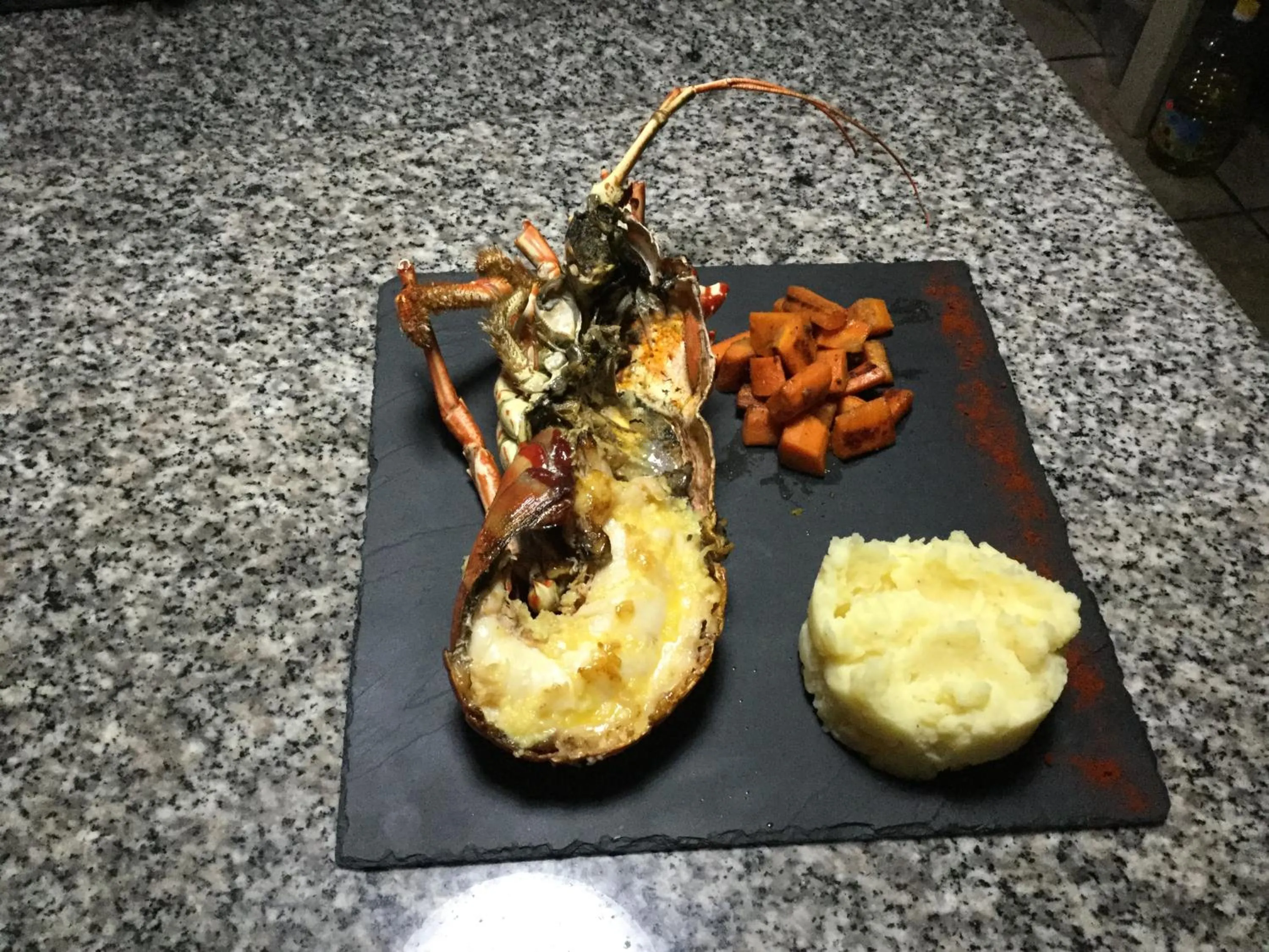 Restaurant/places to eat in Villa F&B