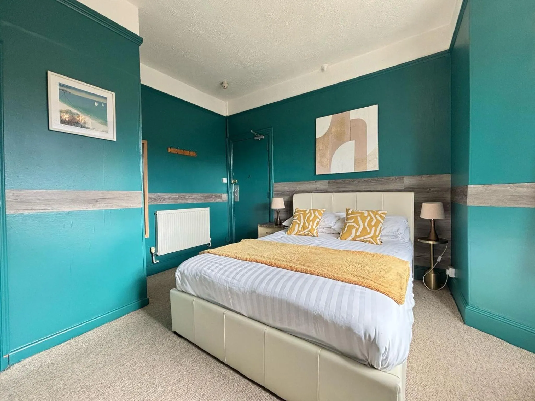 Bed in Three Palms Hotel