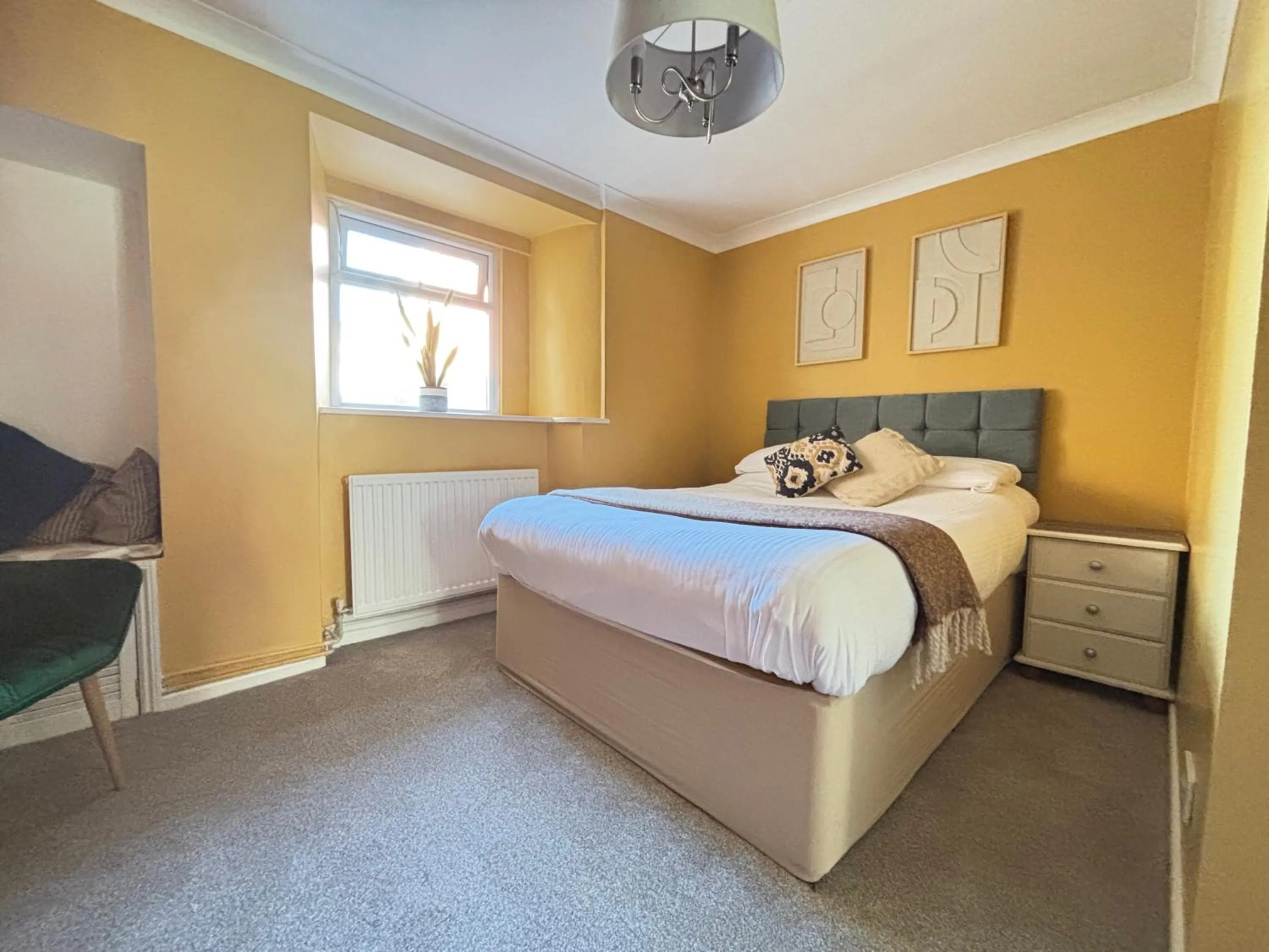 Bed in Three Palms Hotel