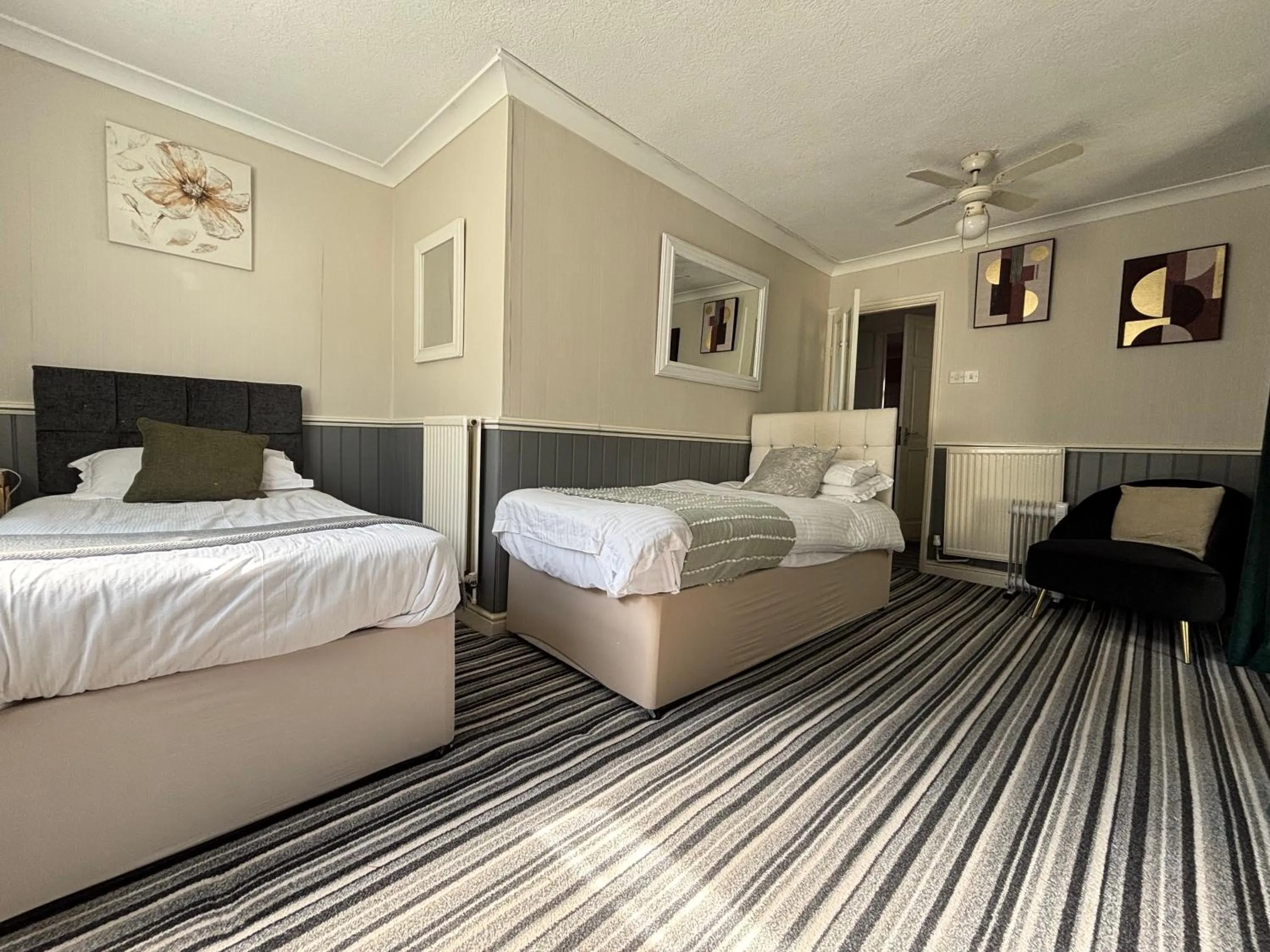 Bed in Three Palms Hotel