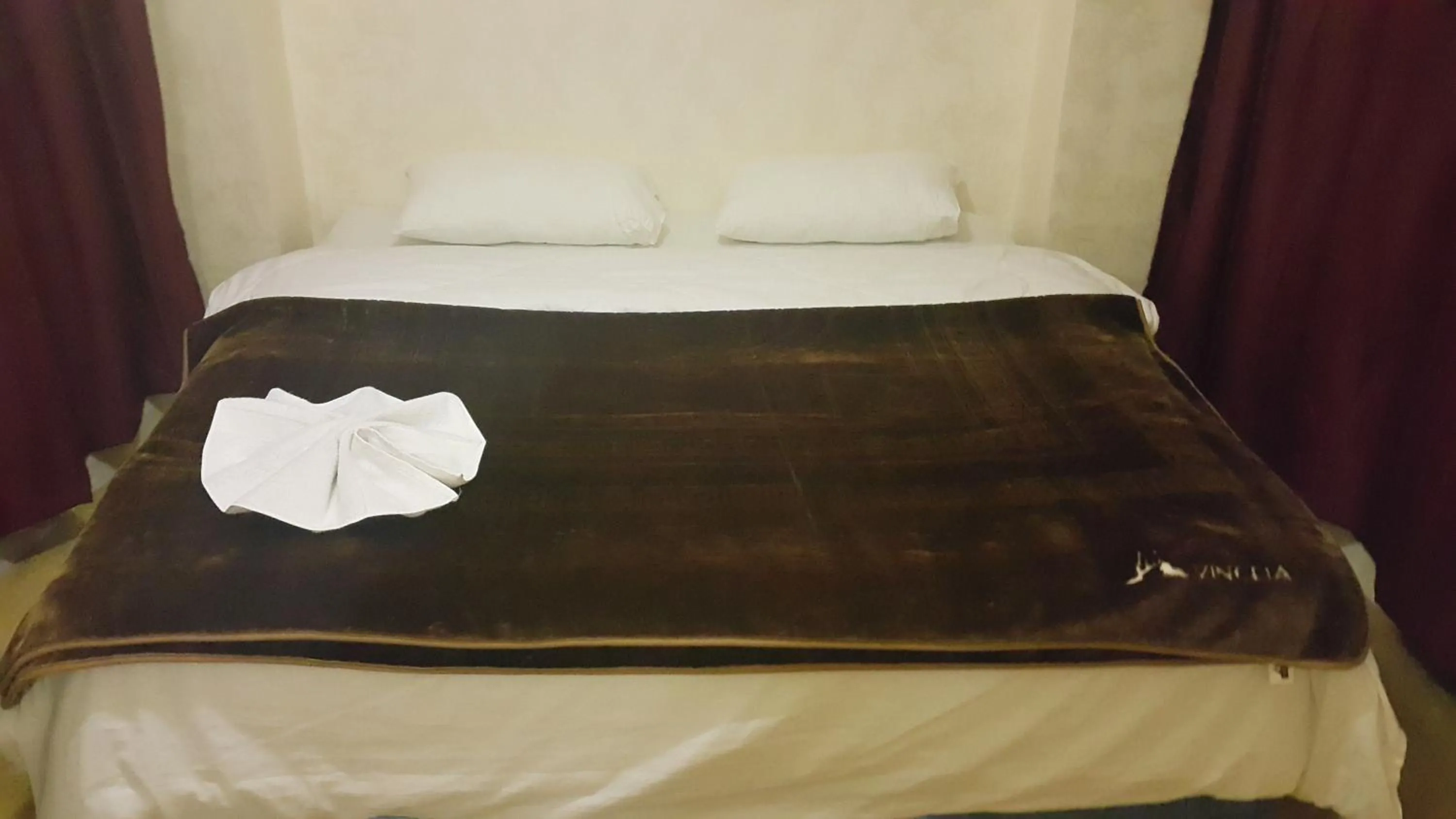 Bedroom, Bed in Al-Houriat Hotel