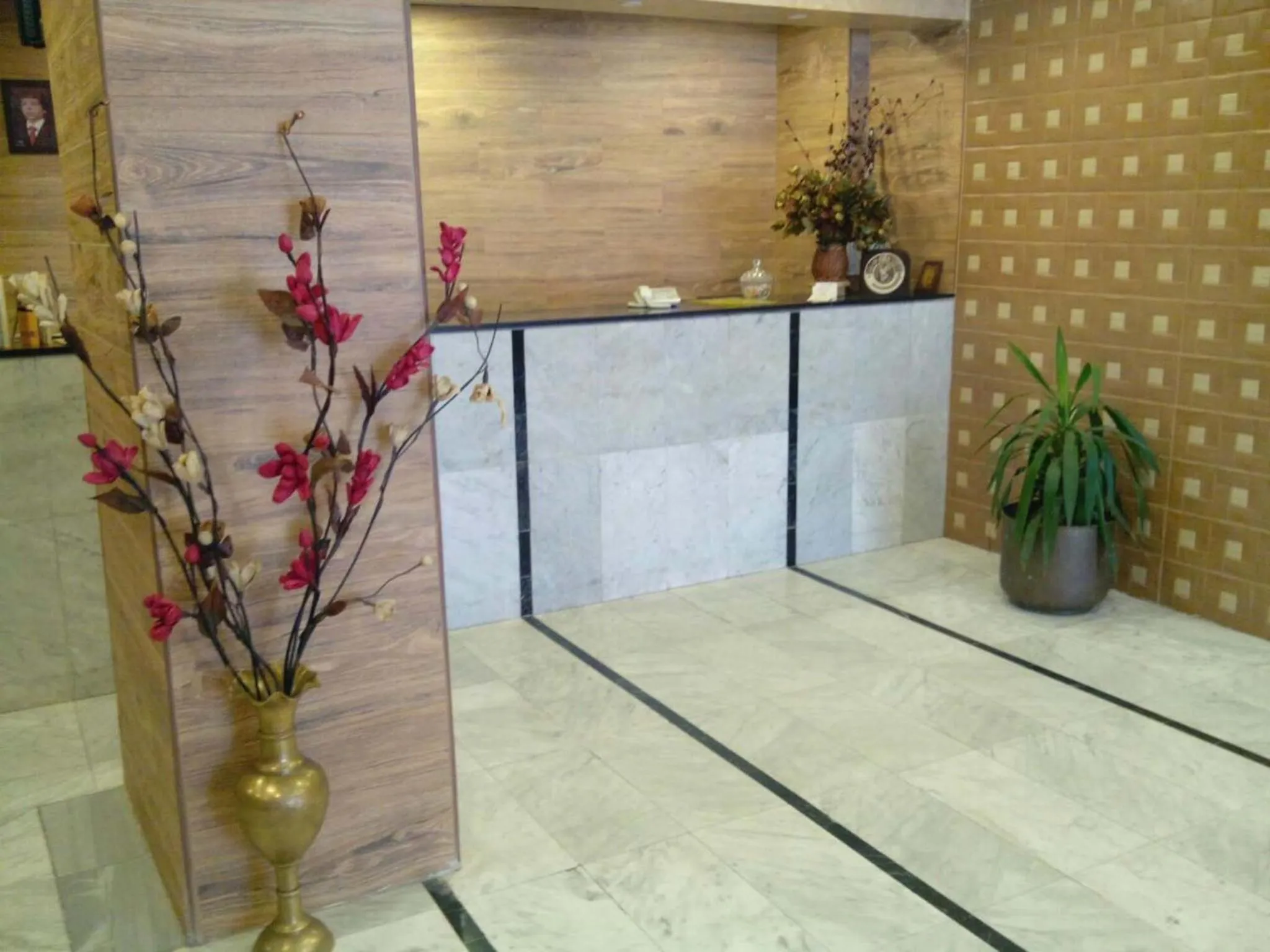 Lobby or reception in Al-Houriat Hotel