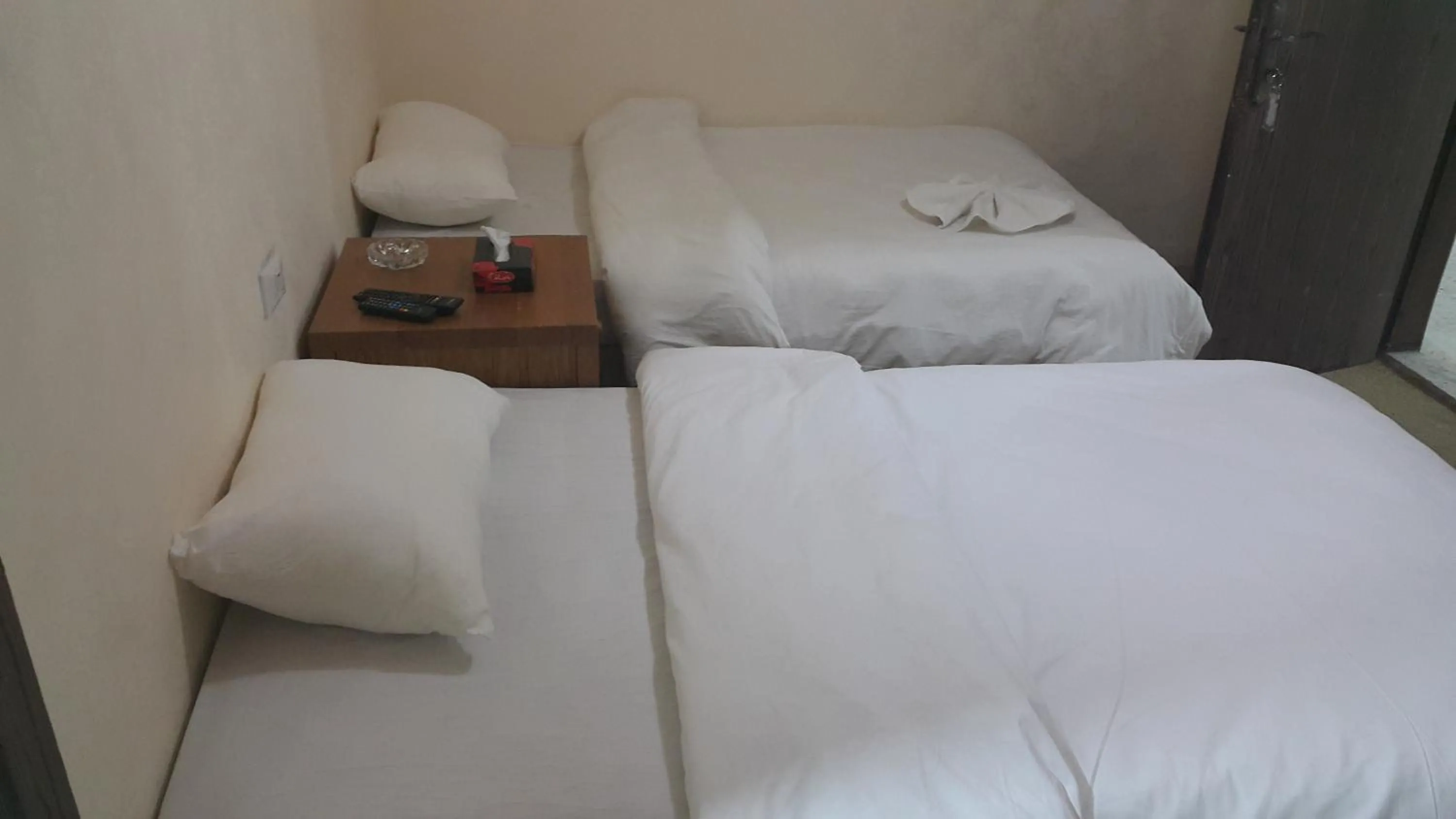 Bedroom, Bed in Al-Houriat Hotel