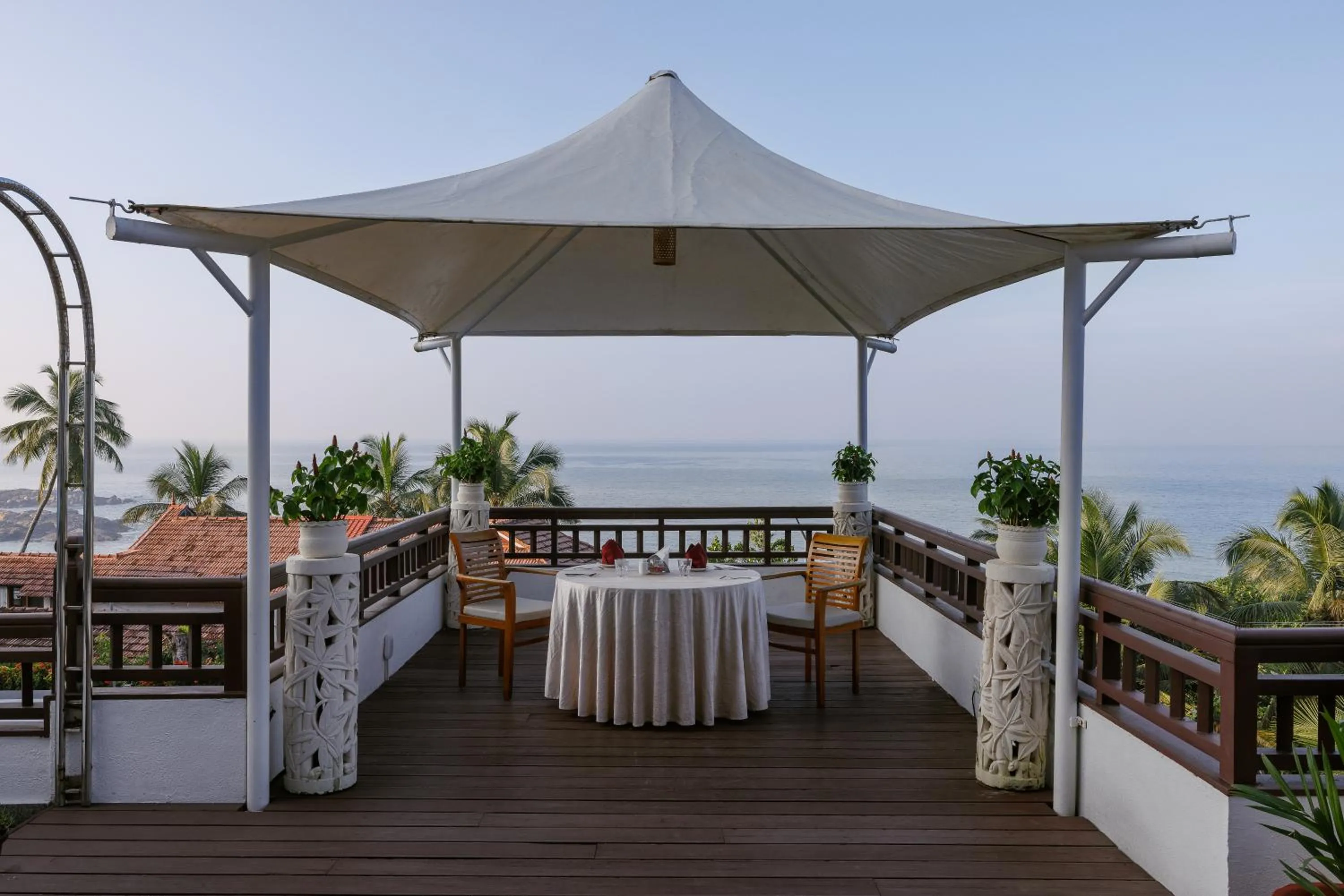 Gokulam Grand Turtle On The Beach