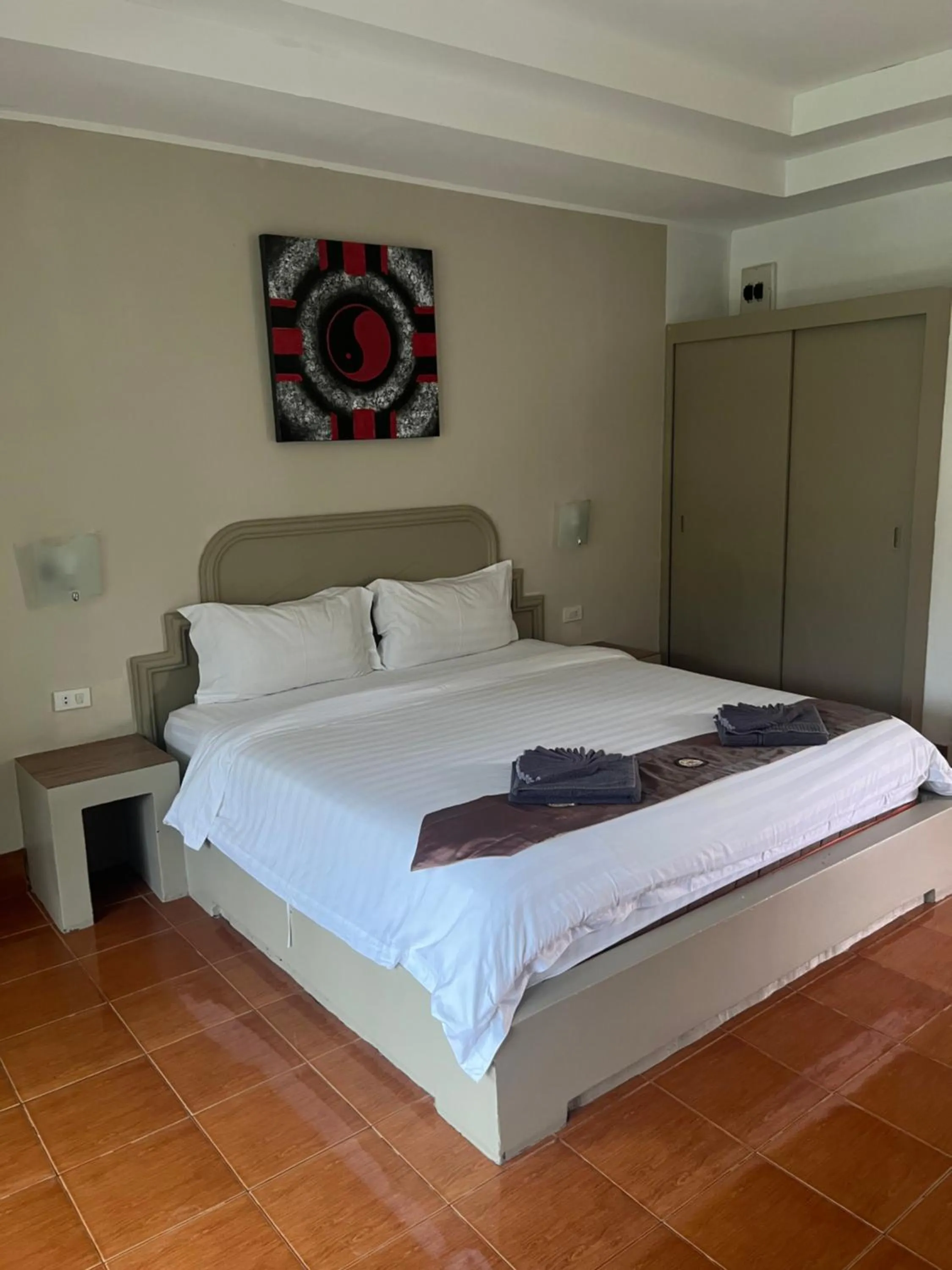 Bed in Tropical Palm