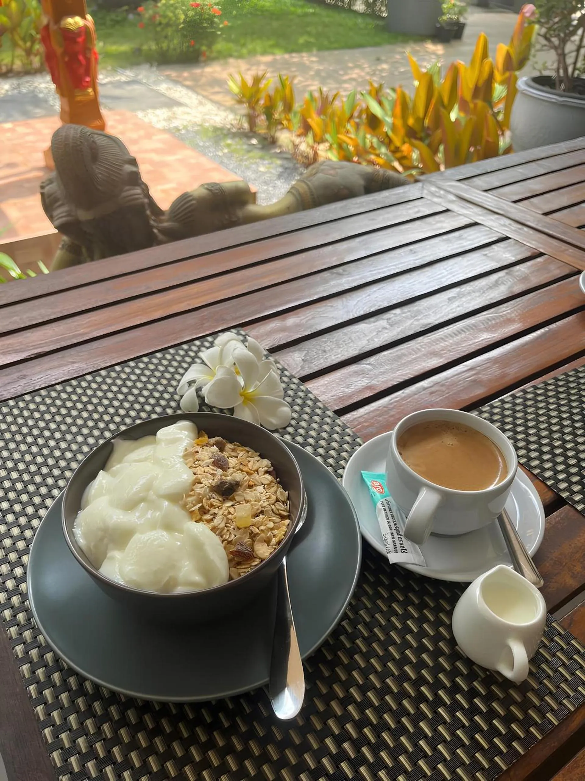 Coffee/tea facilities in Tropical Palm
