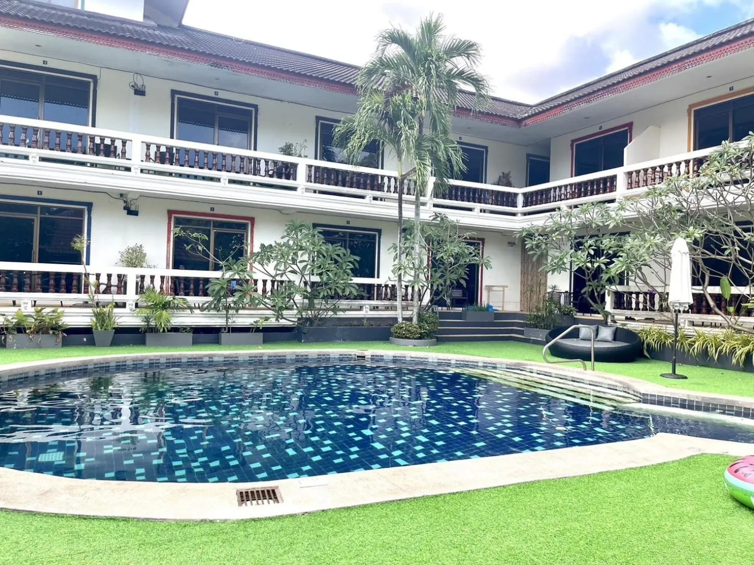 Property building in Tropical Palm