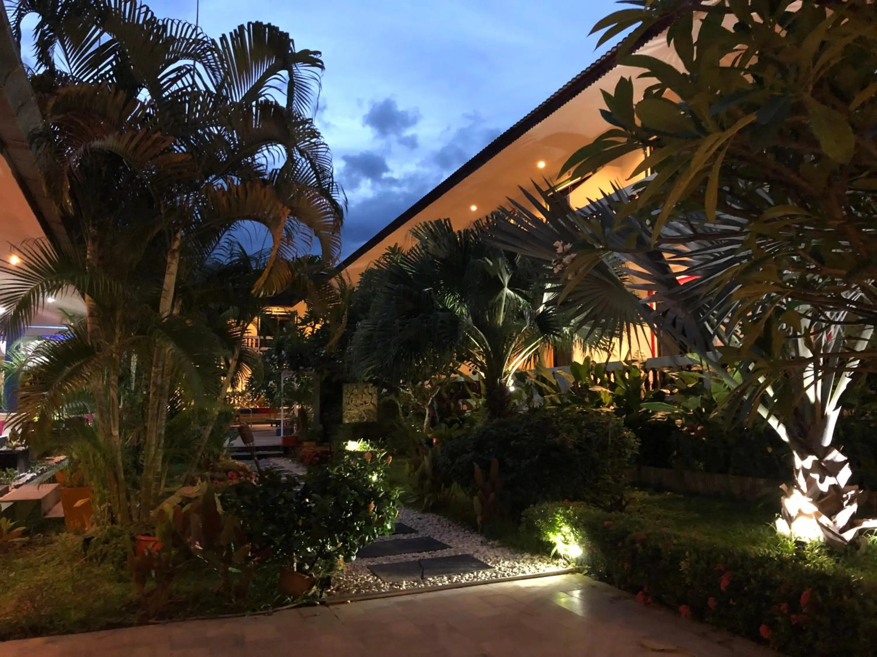 Facade/entrance in Tropical Palm