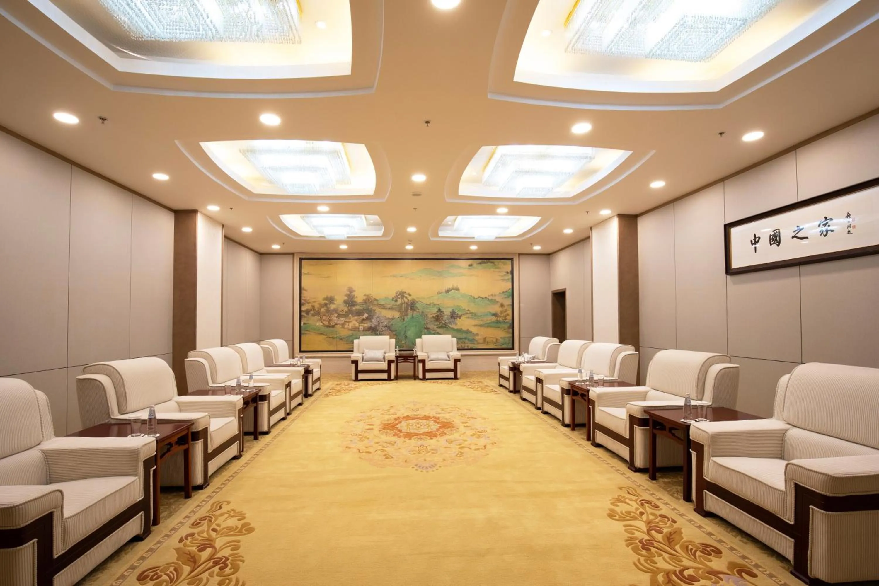 Beijing Palace Soluxe Hotel Astana