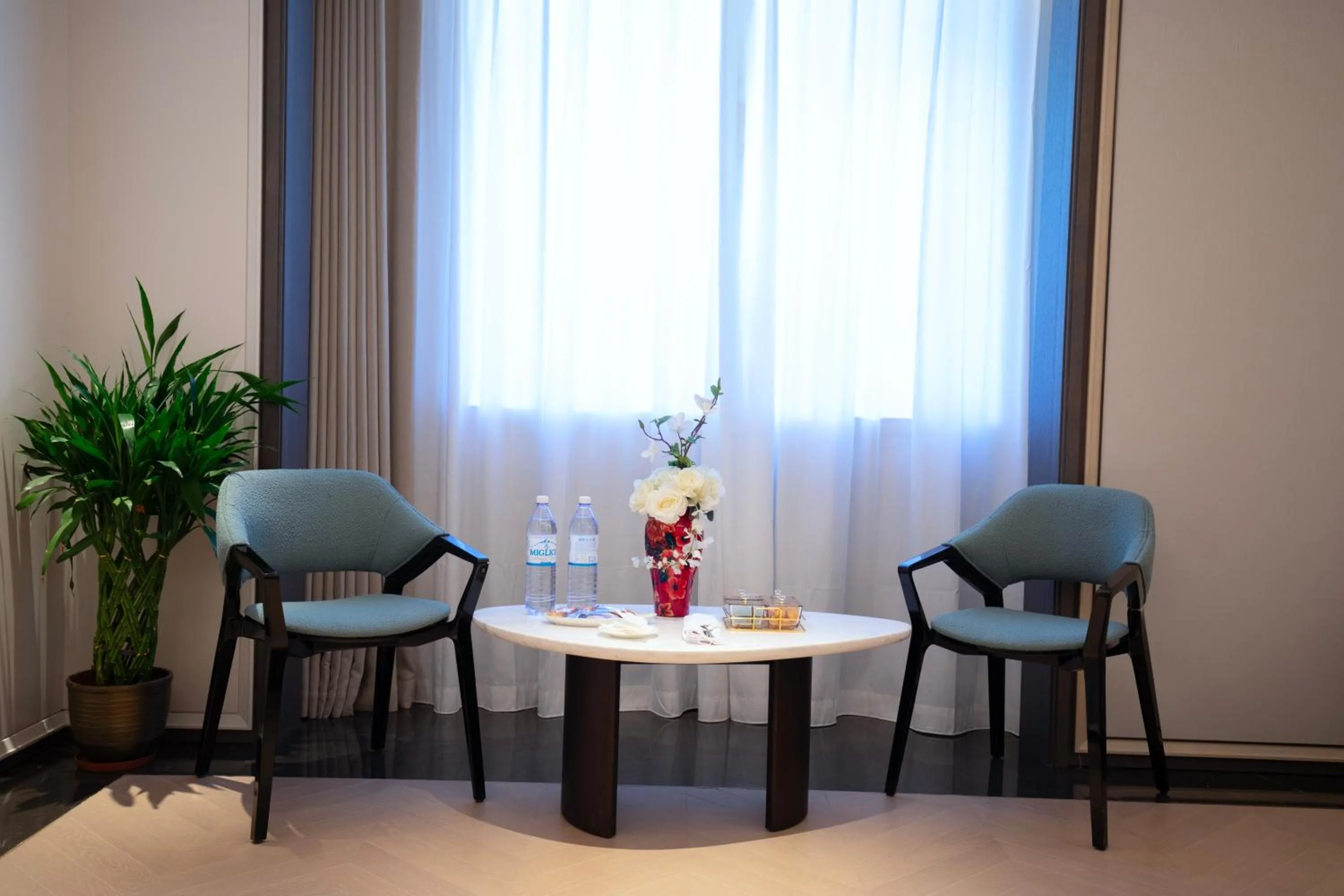 Seating area in Beijing Palace Soluxe Hotel Astana