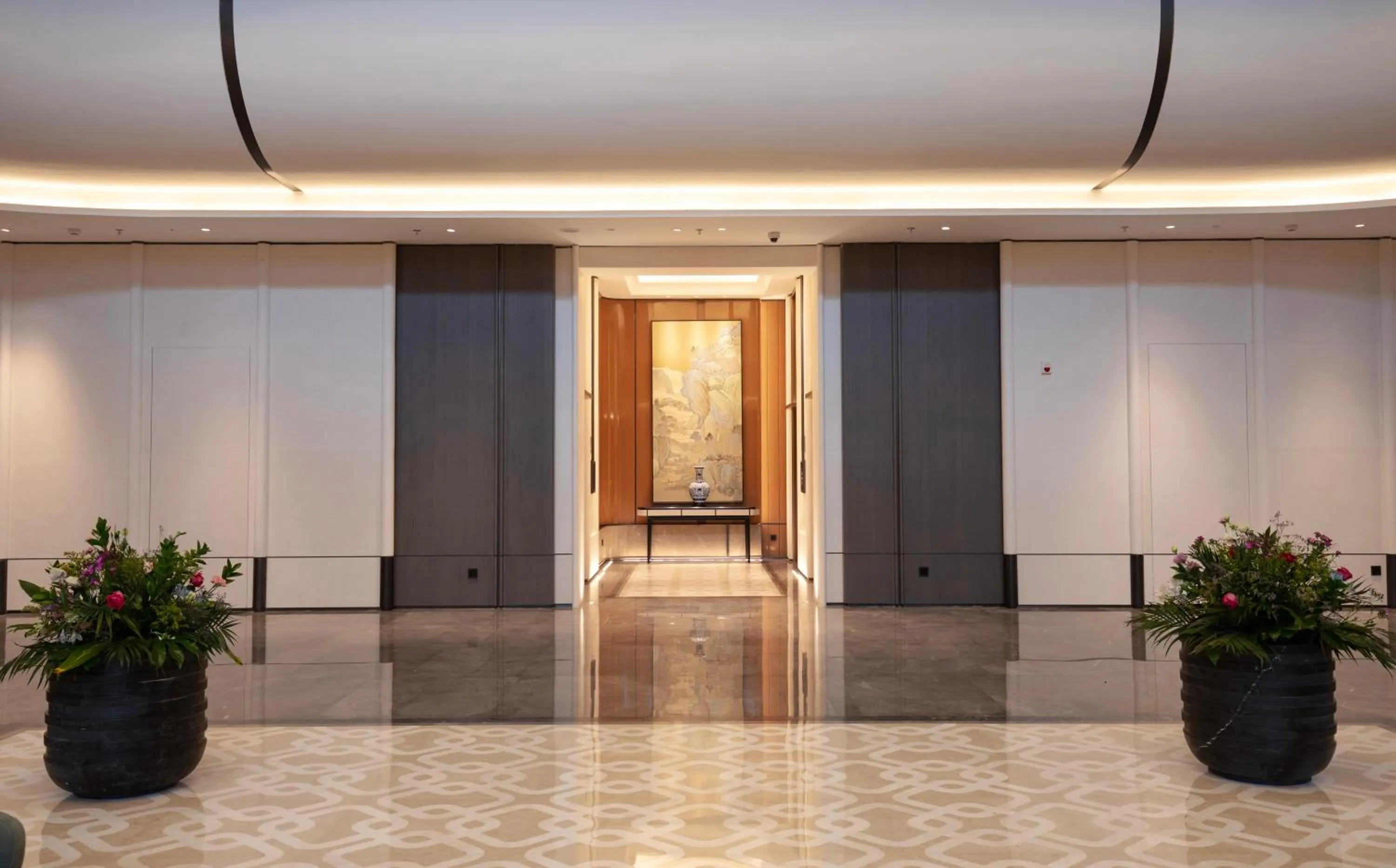 elevator in Beijing Palace Soluxe Hotel Astana