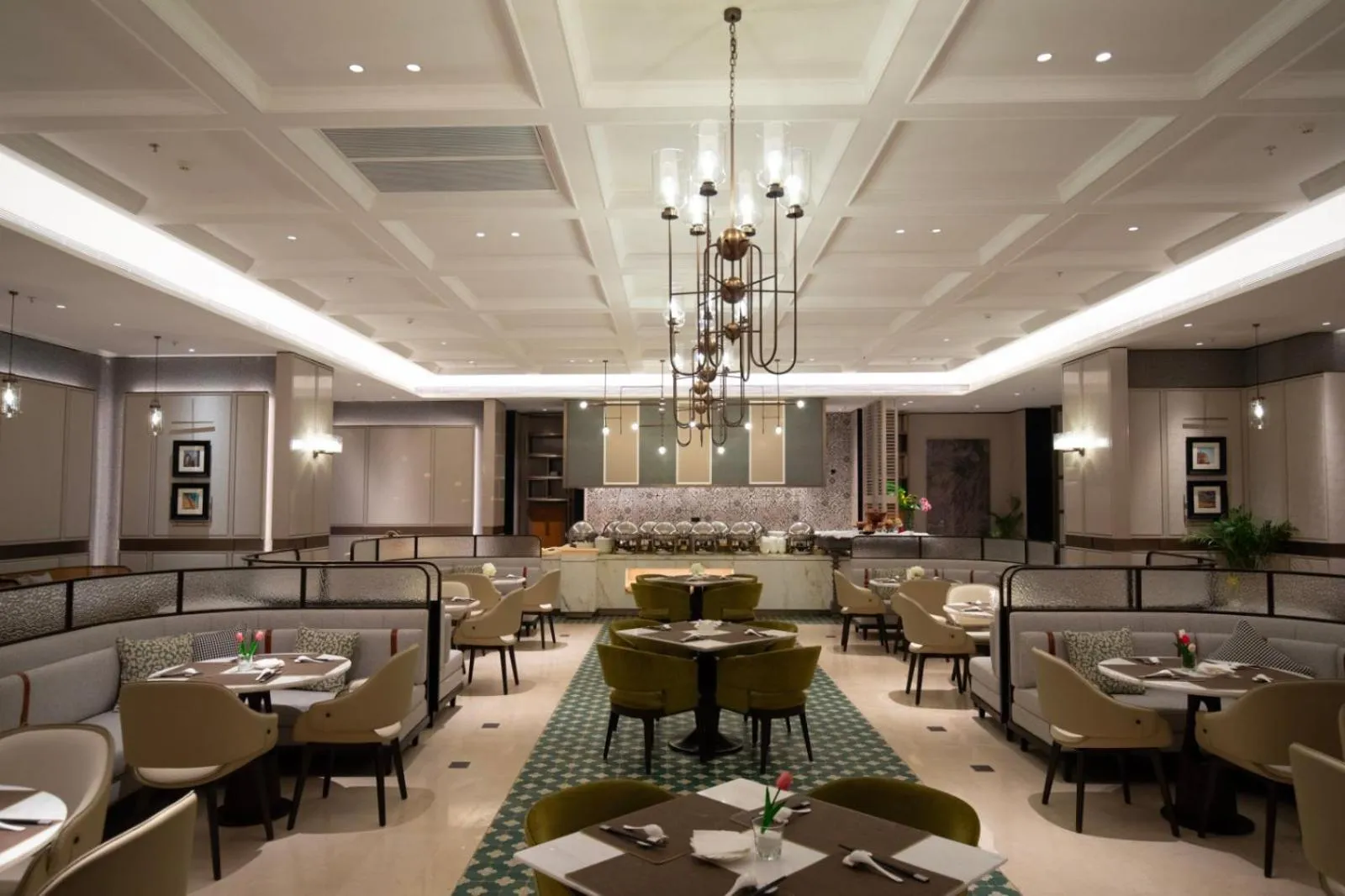 Beijing Palace Soluxe Hotel Astana