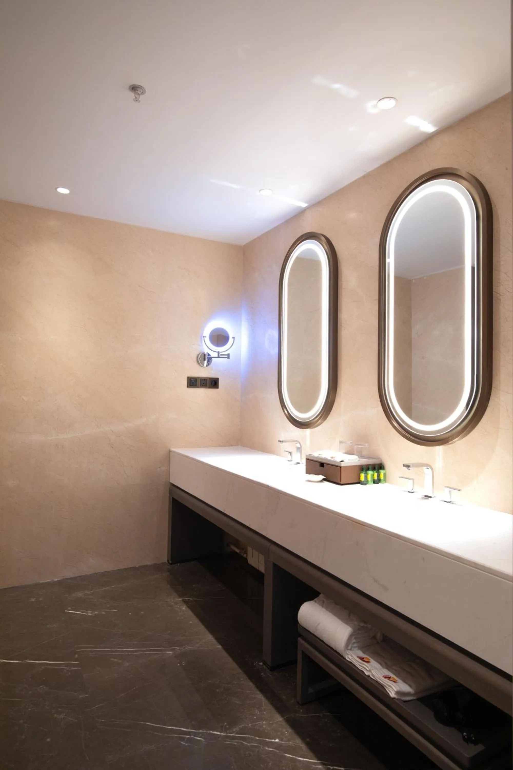 Bathroom in Beijing Palace Soluxe Hotel Astana