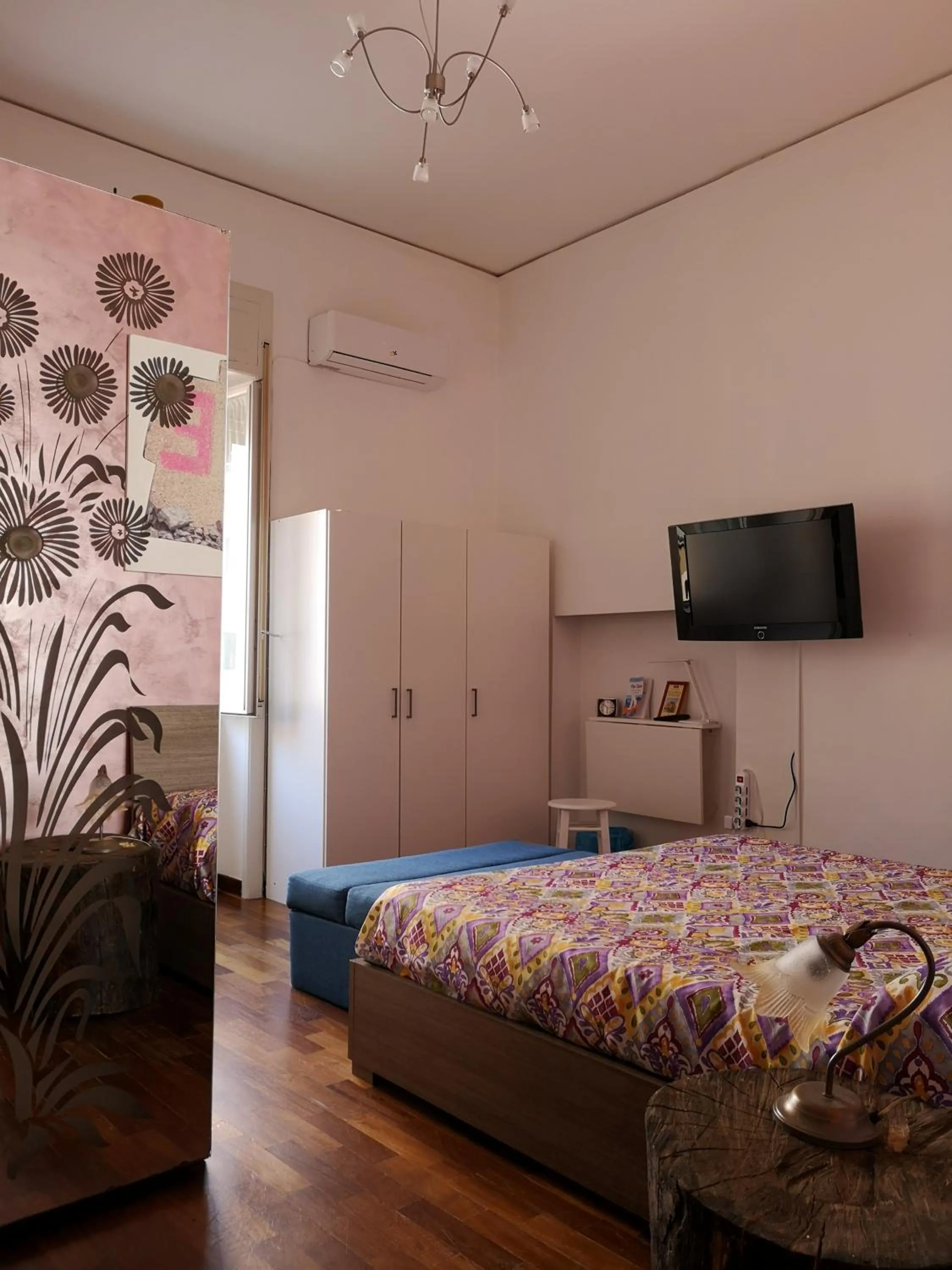 B&B Smiling Naples