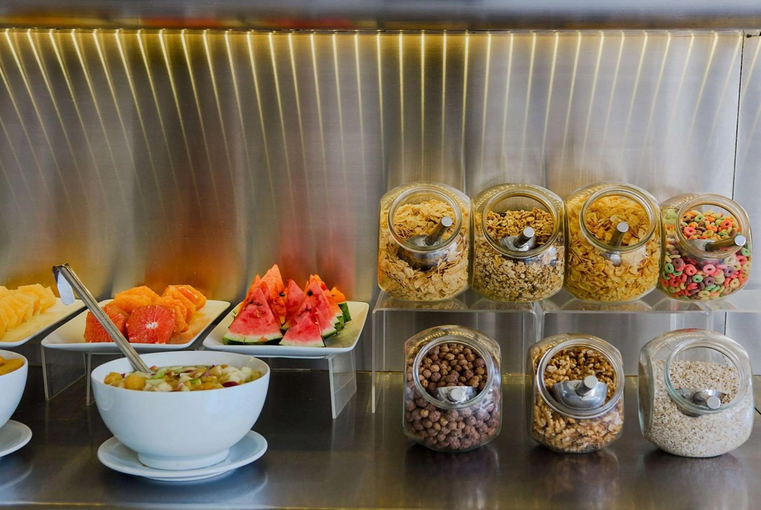 Restaurant/places to eat in Dazzler by Wyndham Buenos Aires Recoleta