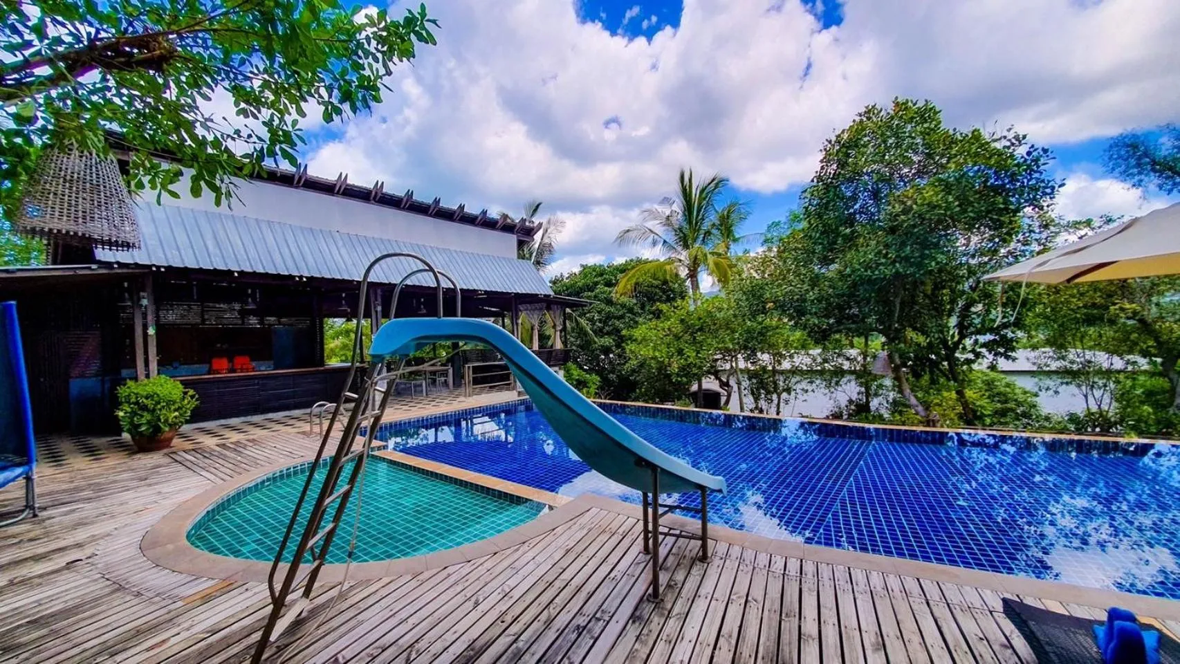 Swimming Pool in Chaweng Park Place