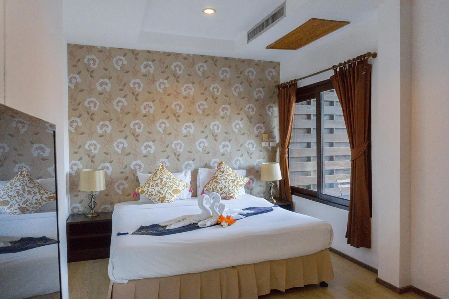 Bed in Chaweng Park Place