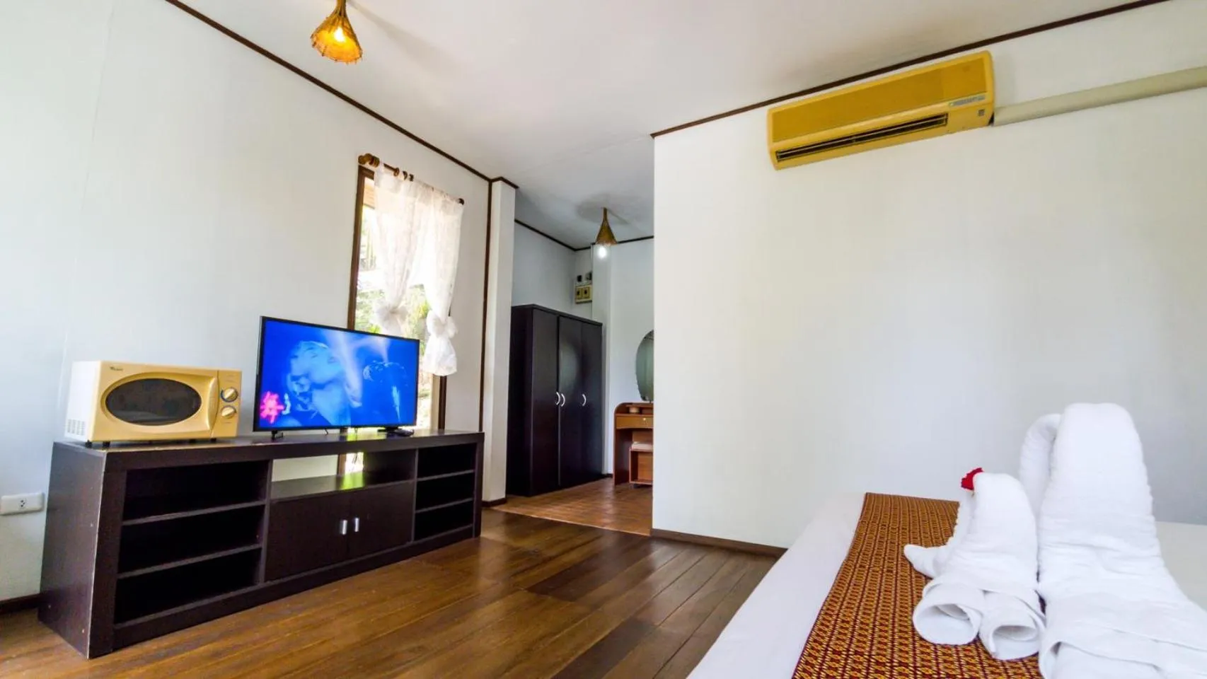 Bed in Chaweng Park Place