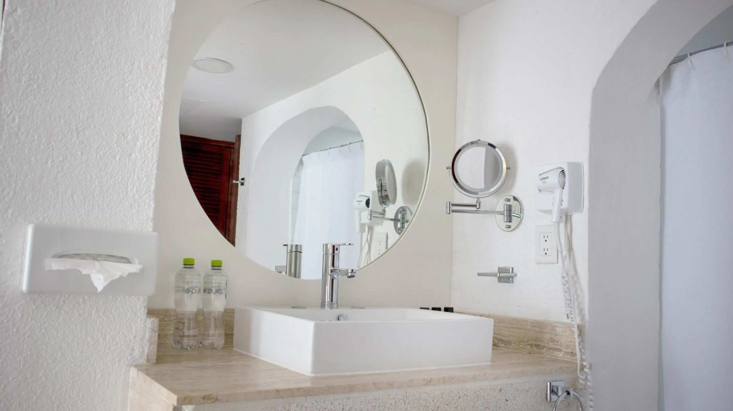 Bathroom in Hotel Marina Resort & Beach Club