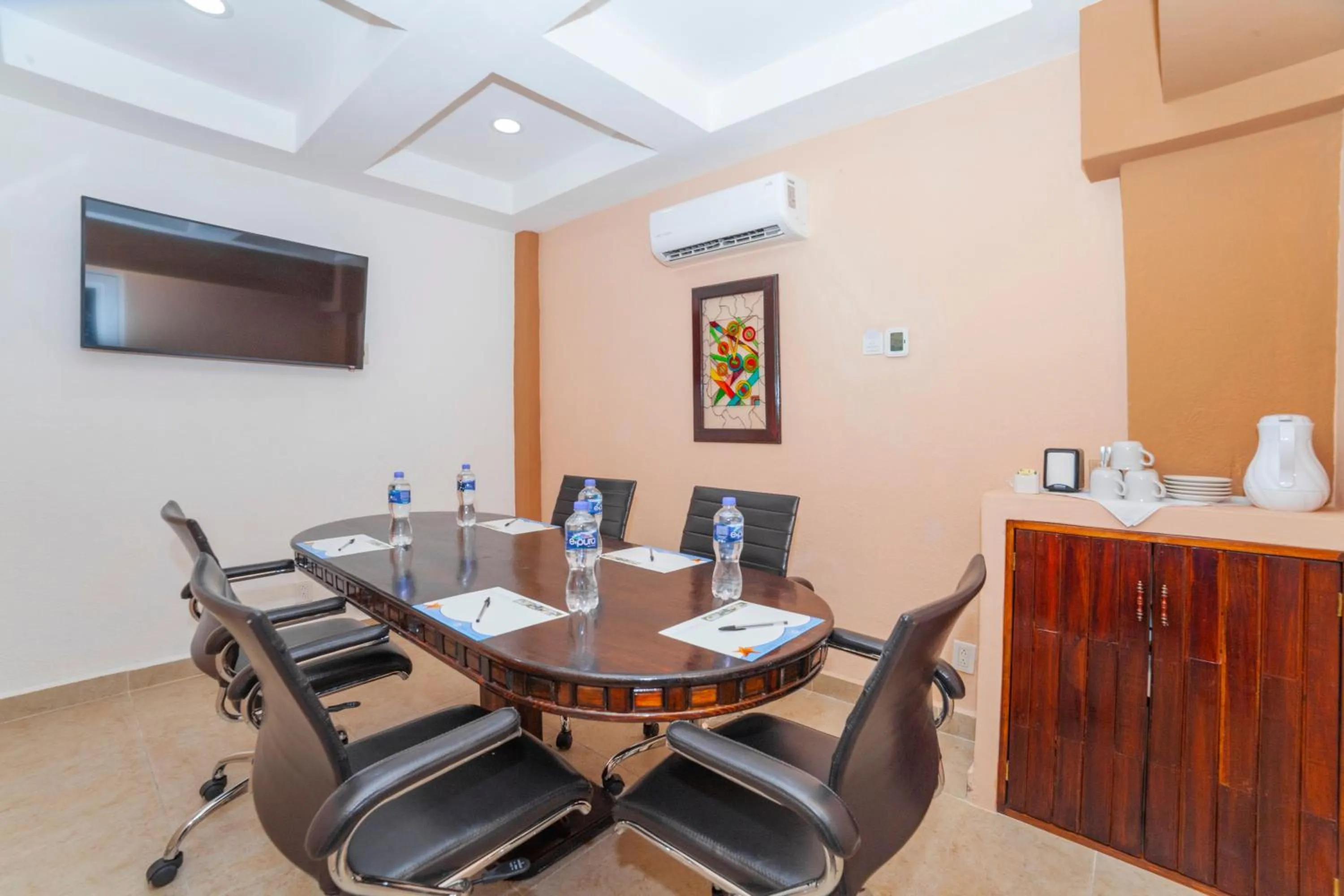 Business facilities in Hotel Marina Resort & Beach Club