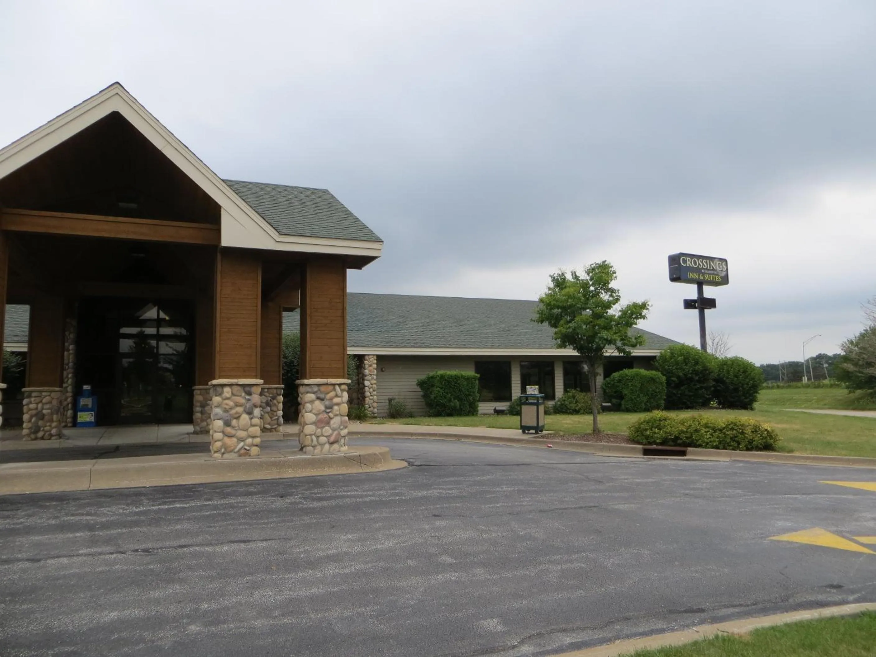 Facade/entrance in Super 8 by Wyndham Davenport