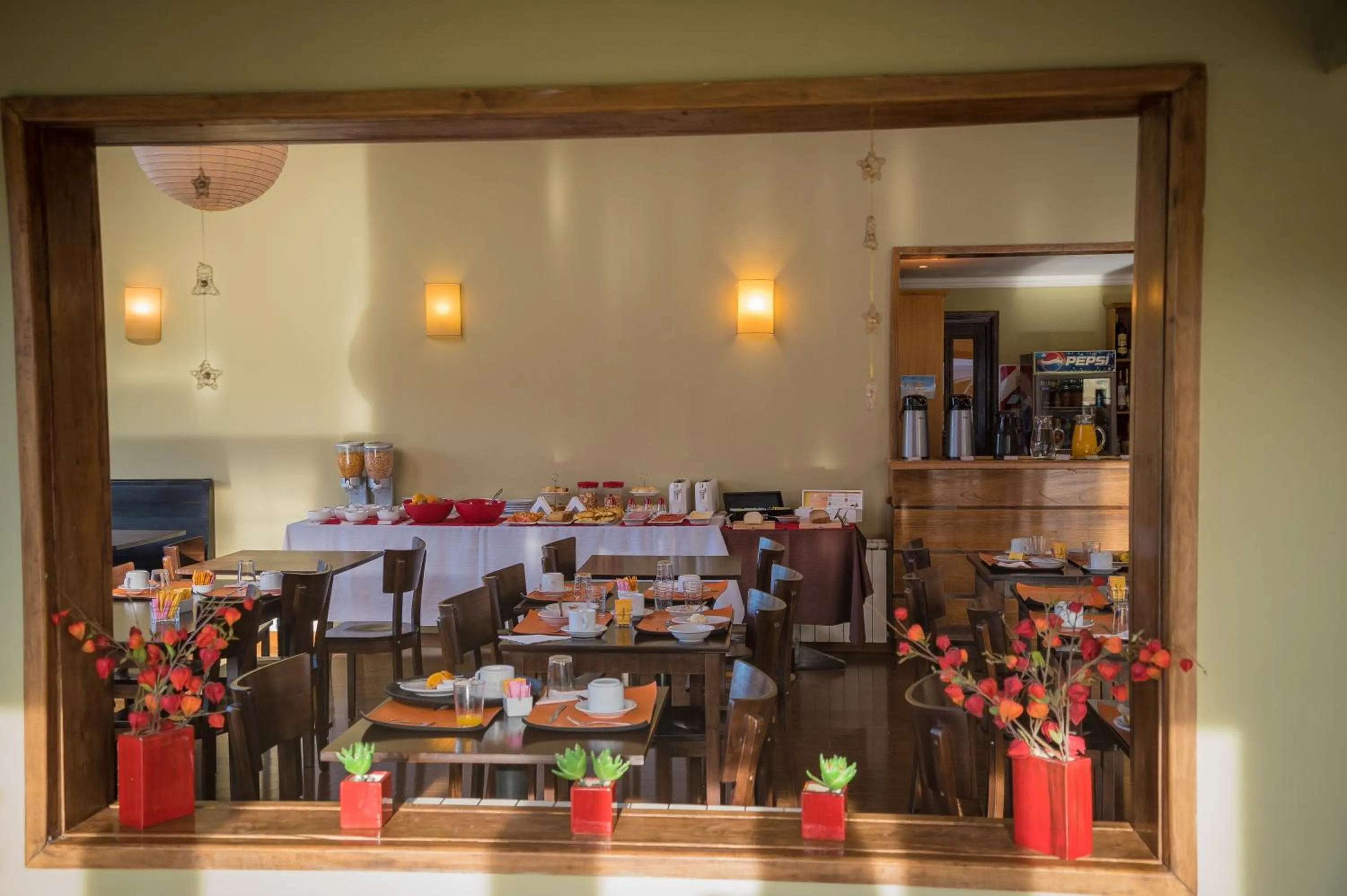 Buffet breakfast in Hotel Poincenot