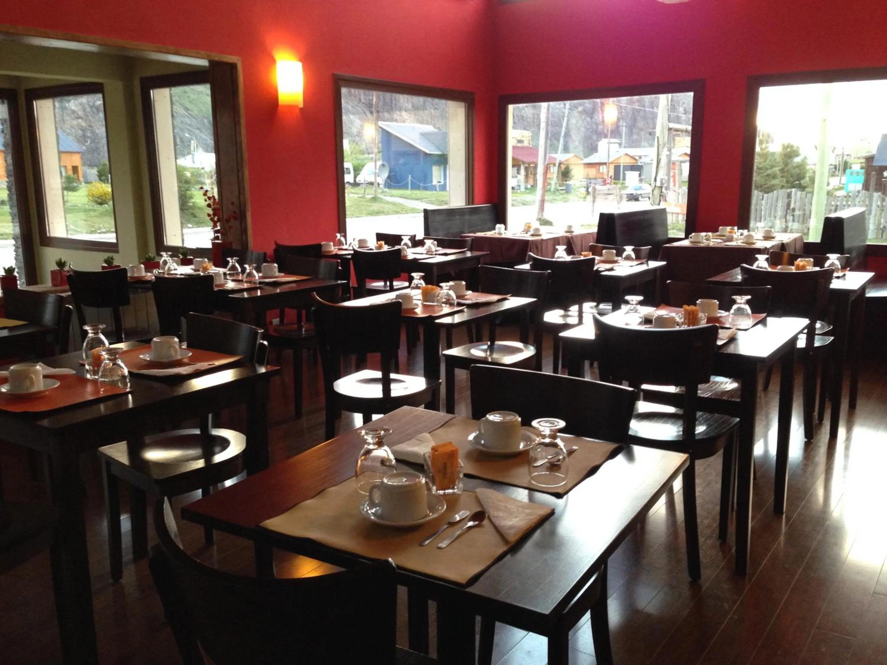 Restaurant/places to eat in Hotel Poincenot