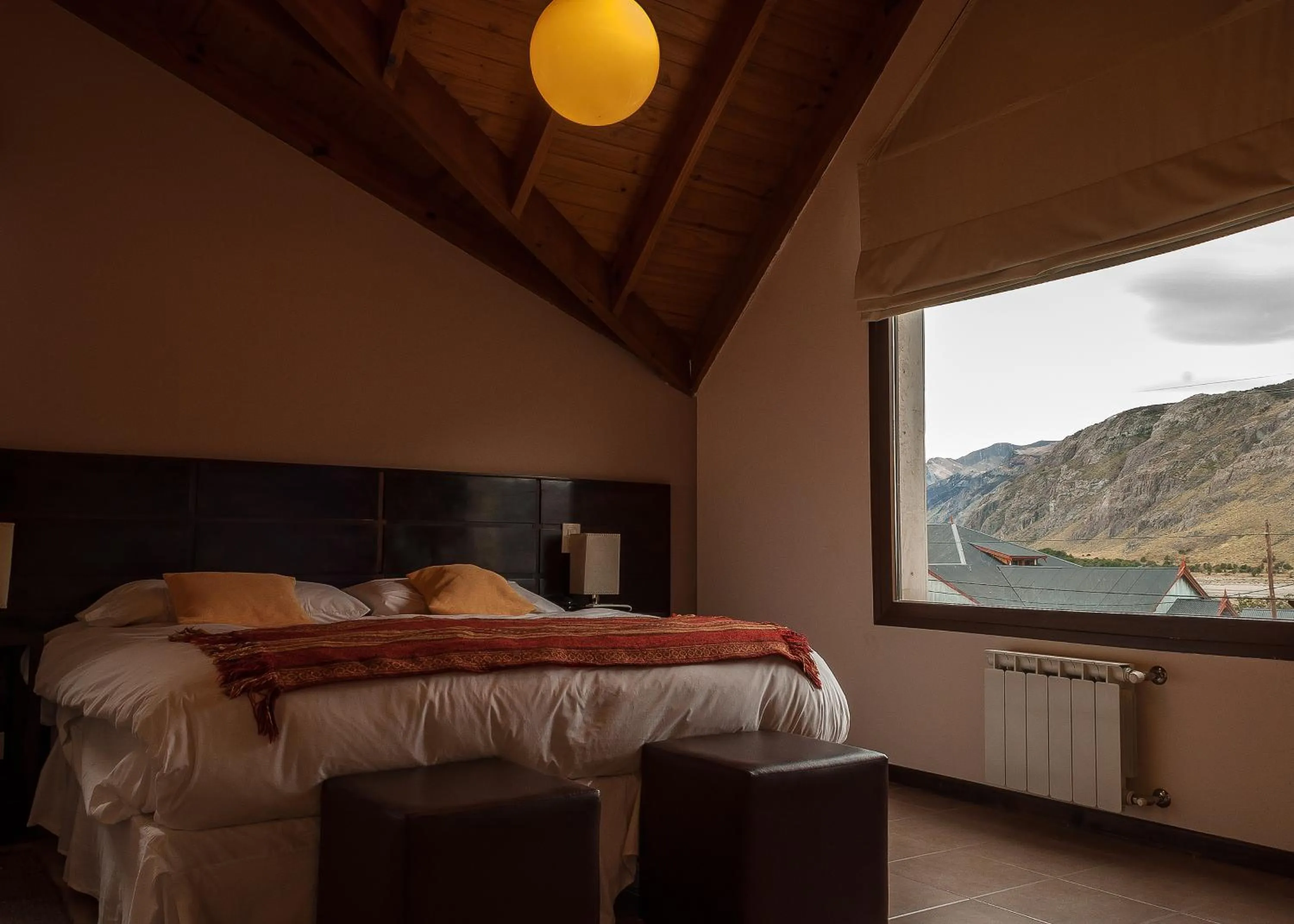 Bedroom, Bed in Hotel Poincenot