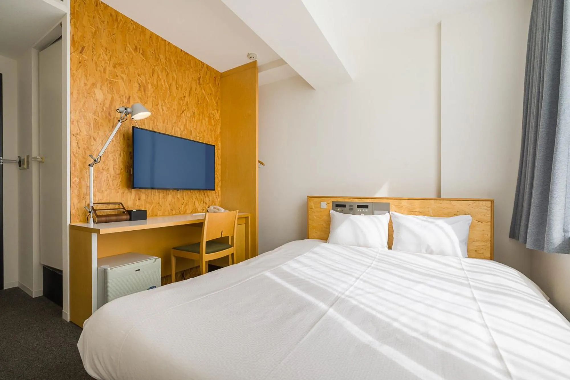 Photo of the whole room, Bed in Hotel Oak Shizuoka