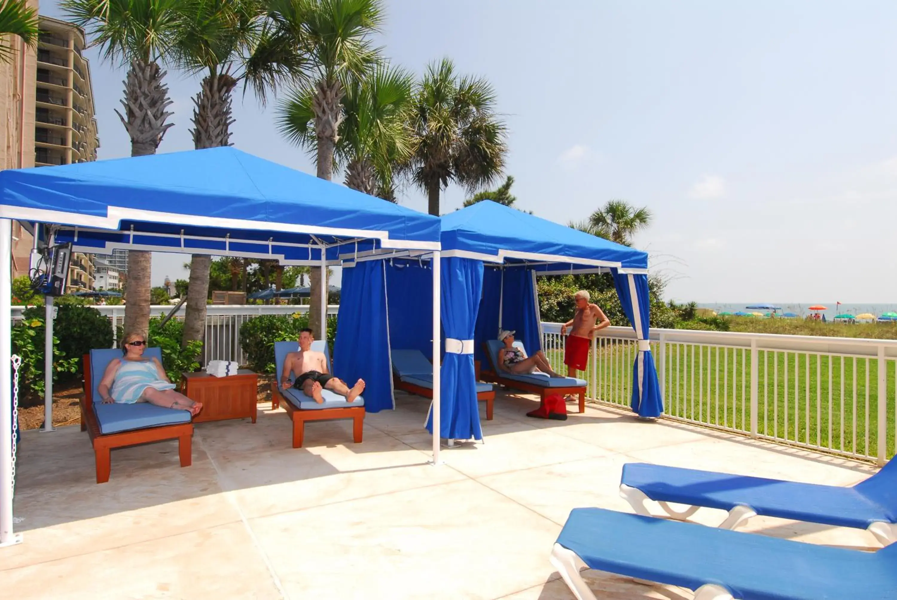 Swimming pool in Dunes Village Swimming pool in Dunes Village