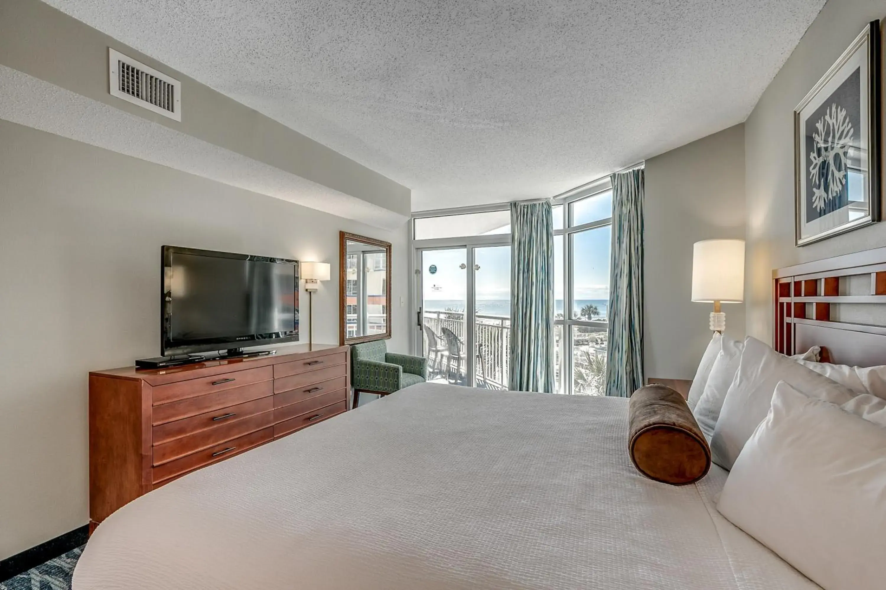 TV and multimedia, Bed in Dunes Village TV and multimedia, Bed in Dunes Village