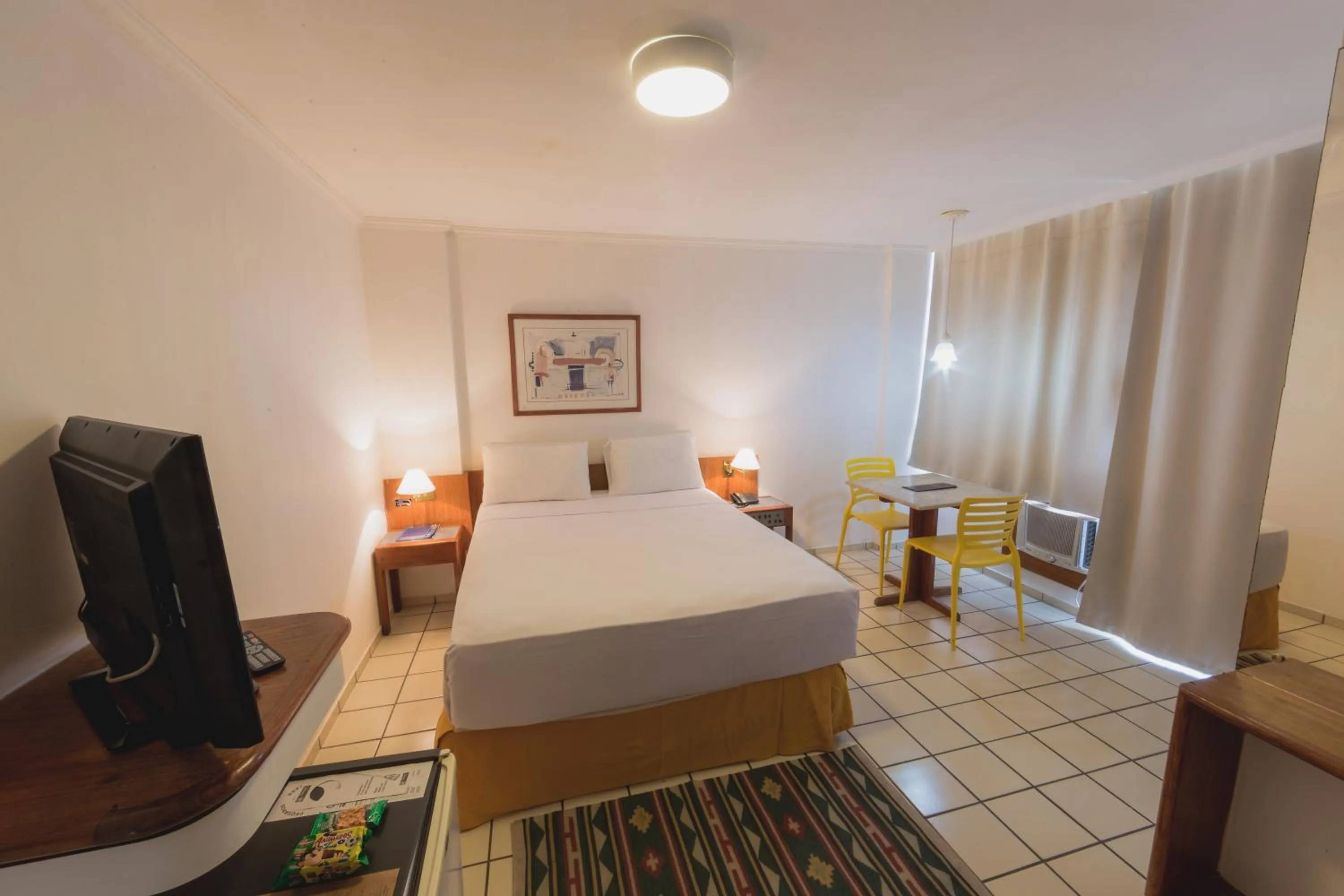 Bed in Xênius Hotel