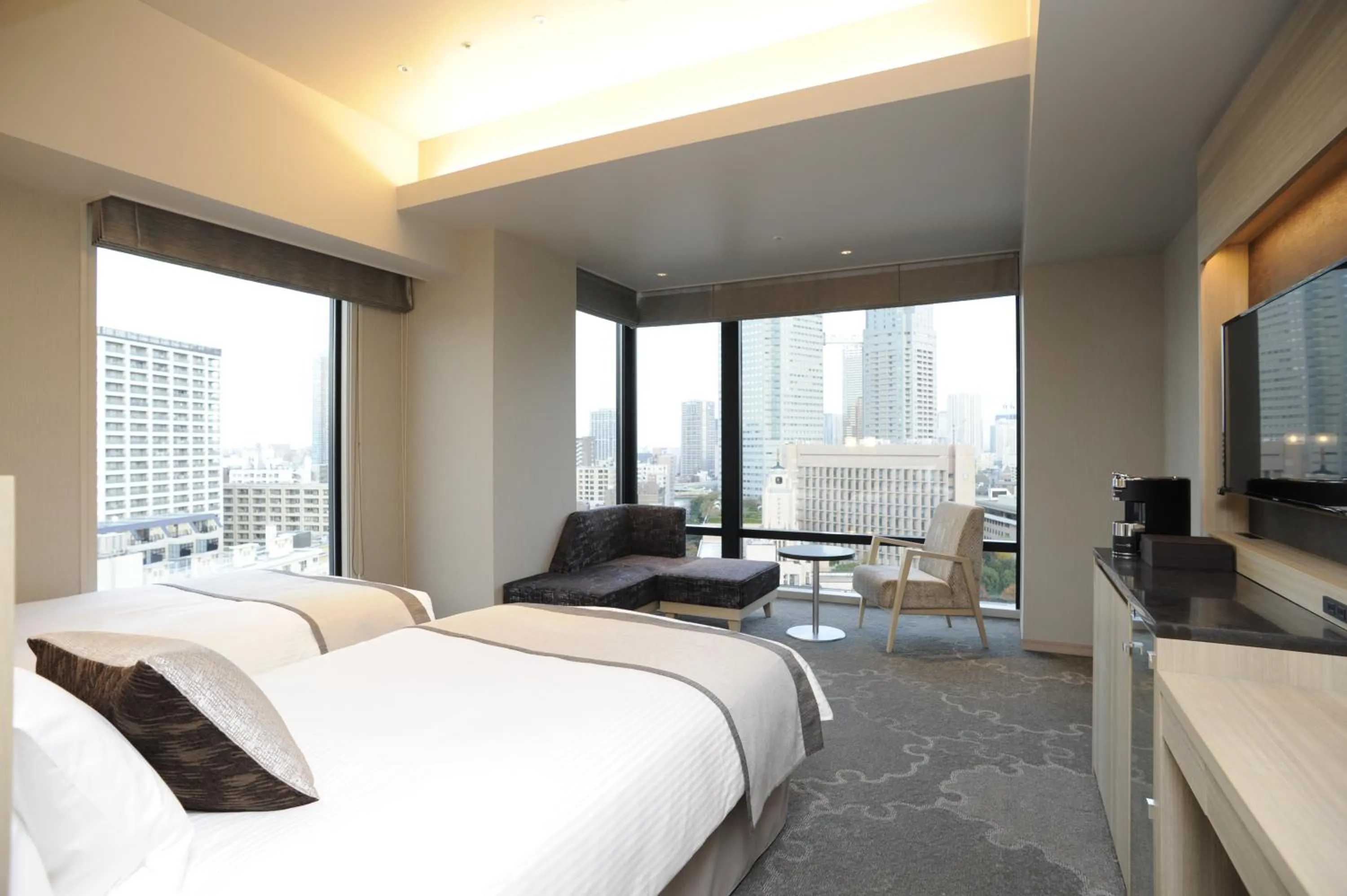 Photo of the whole room, Bed in Hotel Keihan Tsukiji Ginza Grande