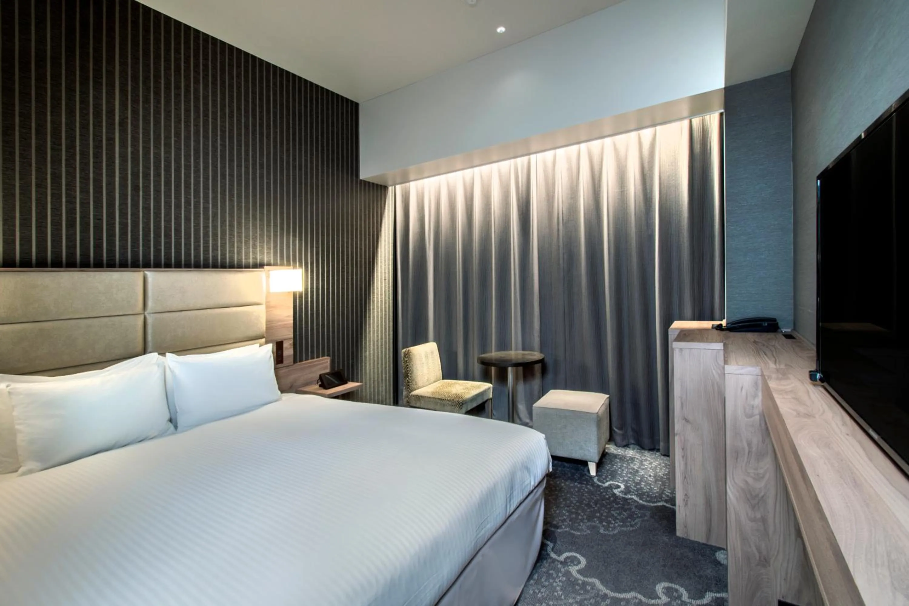 Bed in Hotel Keihan Tsukiji Ginza Grande