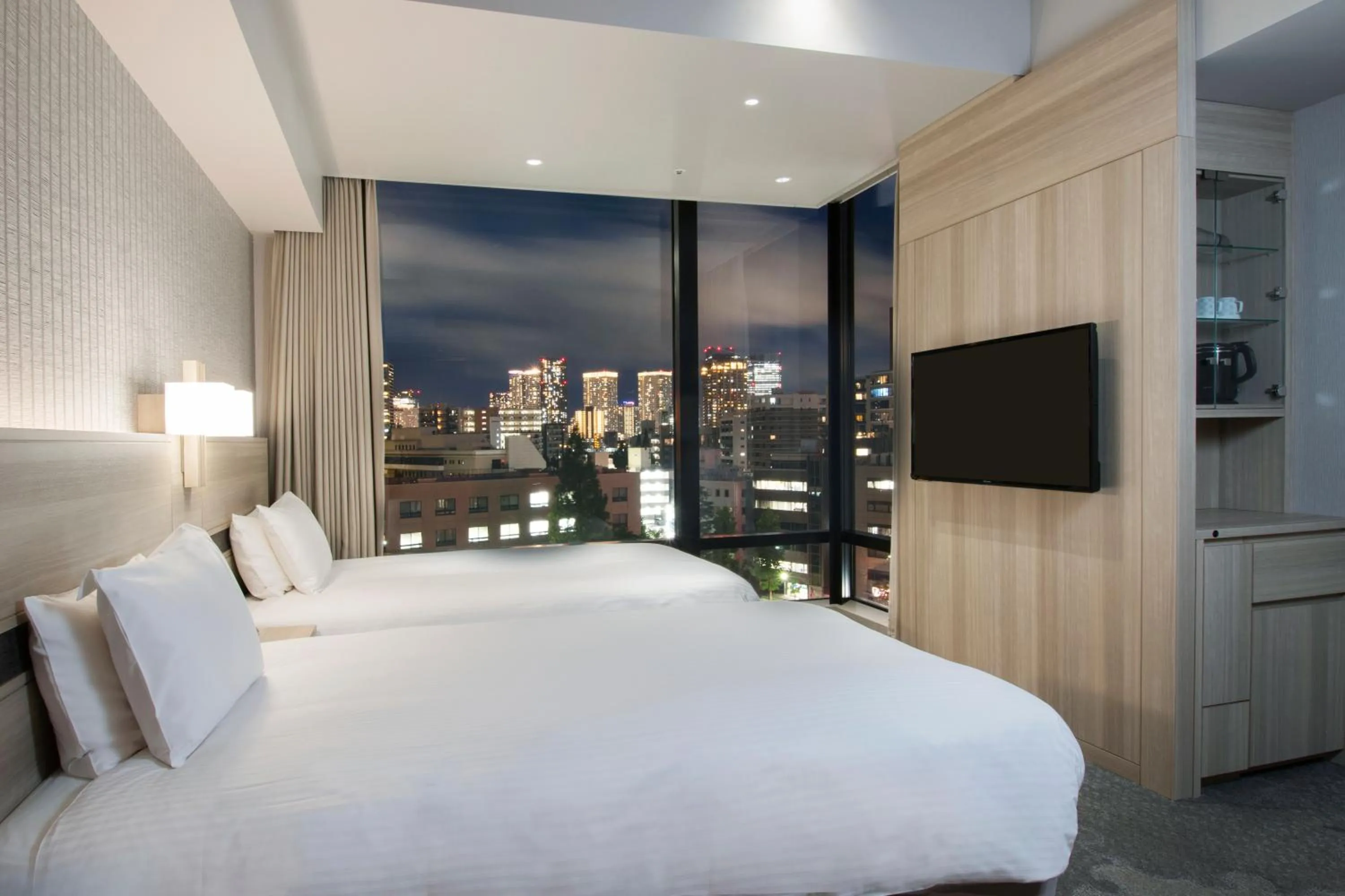 Bedroom, Bed in Hotel Keihan Tsukiji Ginza Grande