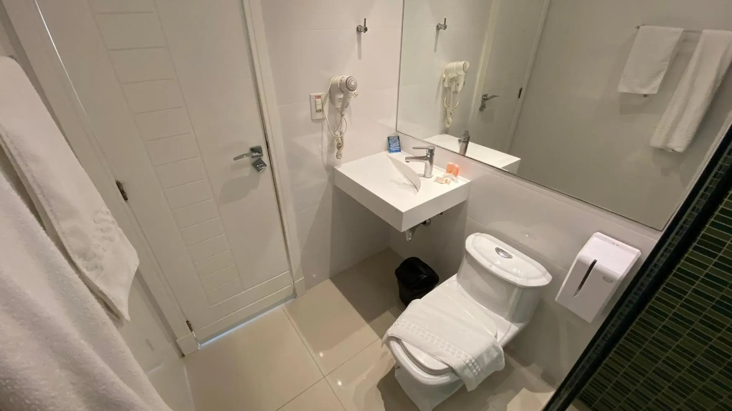 Bathroom in Reserva Praia Hotel Bathroom in Reserva Praia Hotel