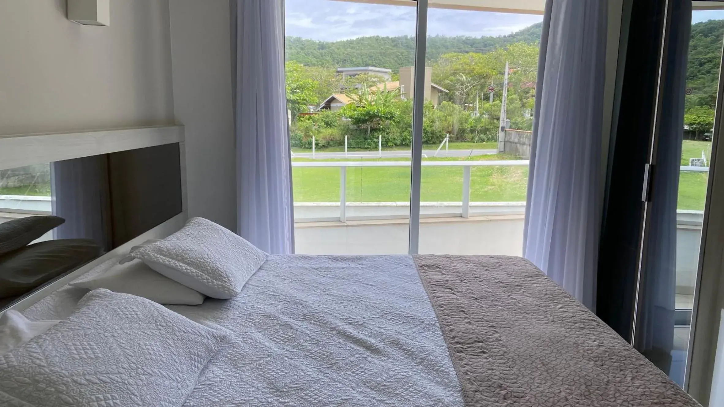 Large King Suite with Balcony in Reserva Praia Hotel Large King Suite with Balcony in Reserva Praia Hotel