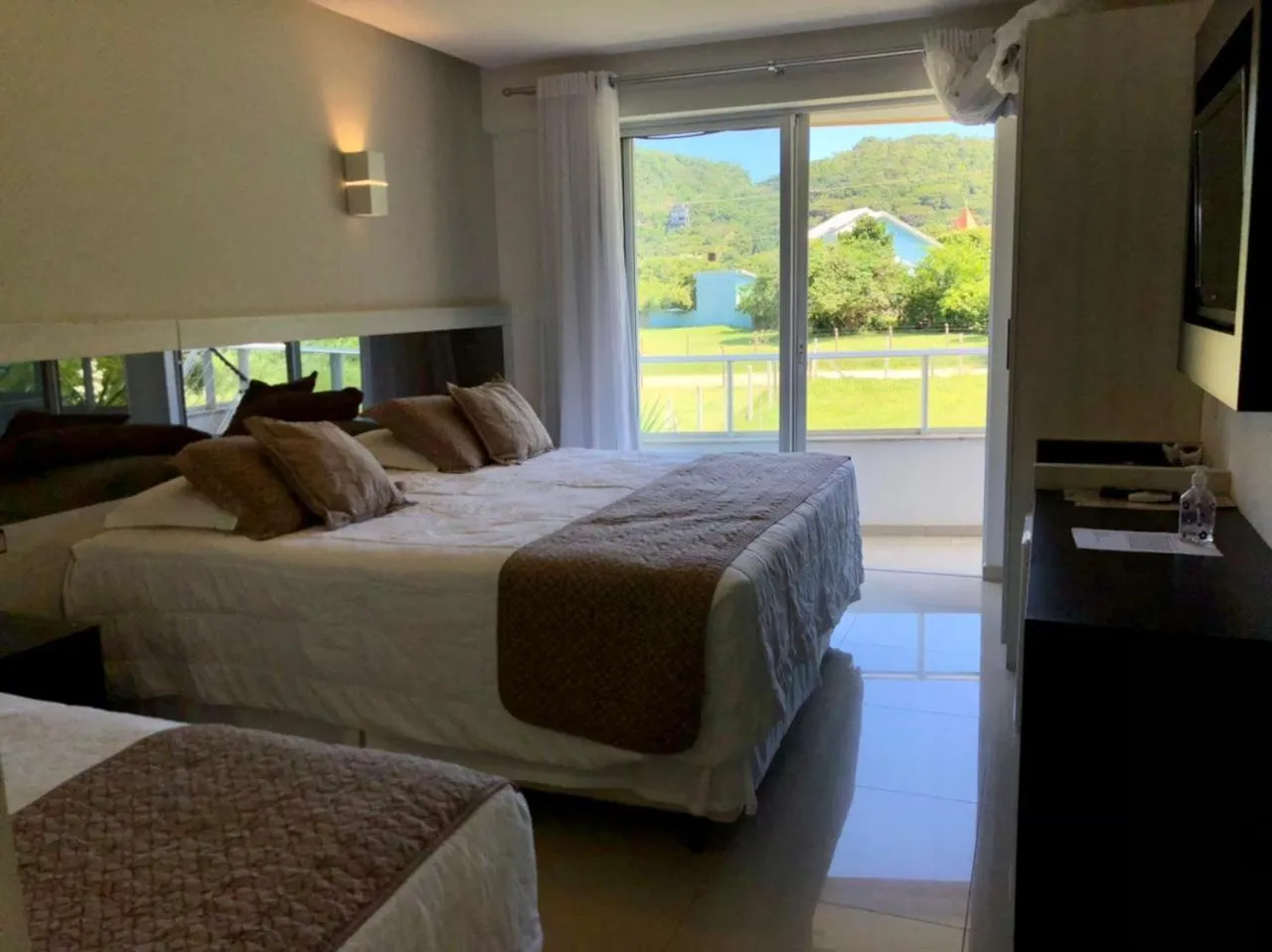 Bedroom, Bed in Reserva Praia Hotel