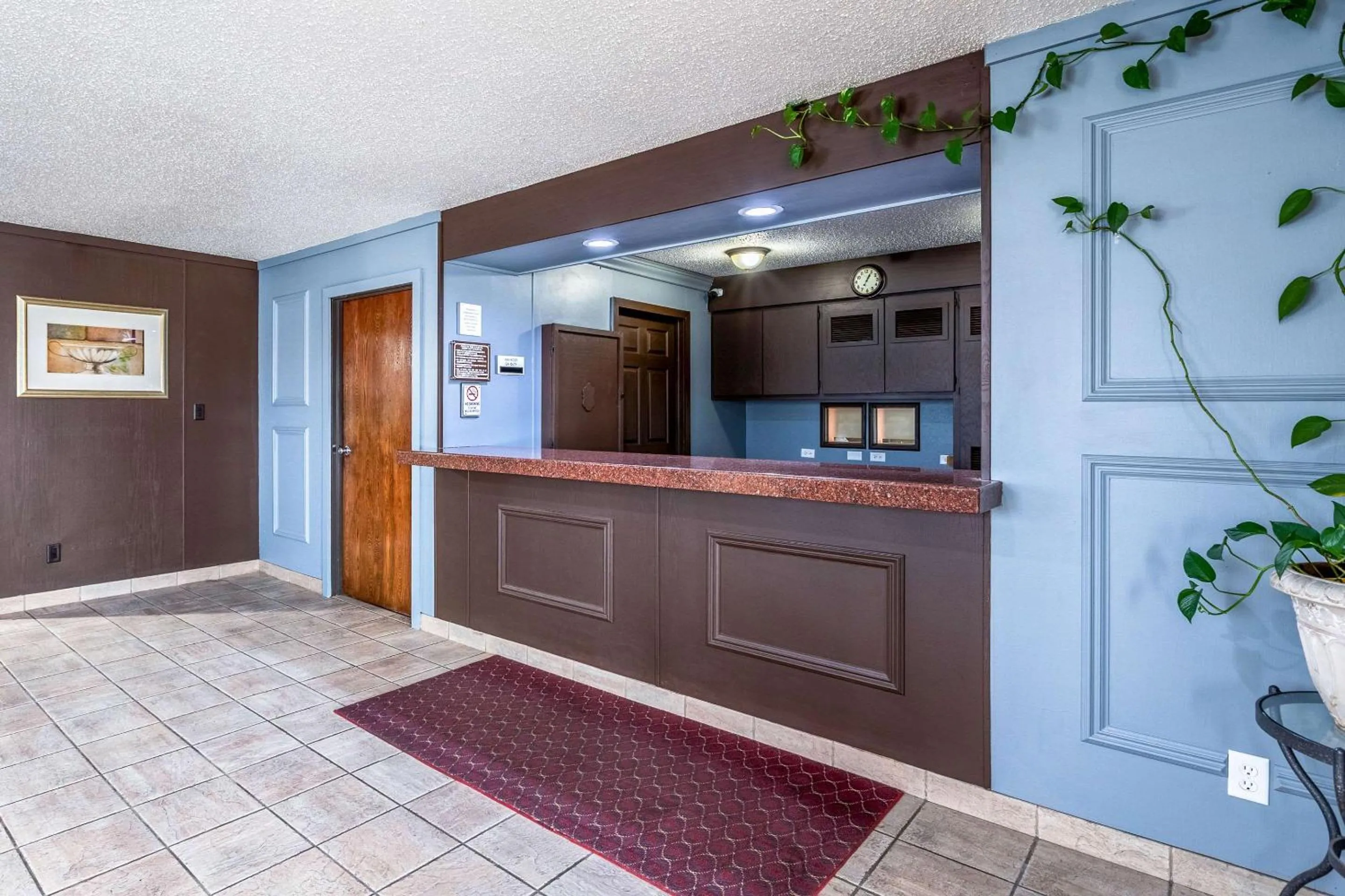 Lobby or reception in Econo Lodge Inn & Suites Auburn