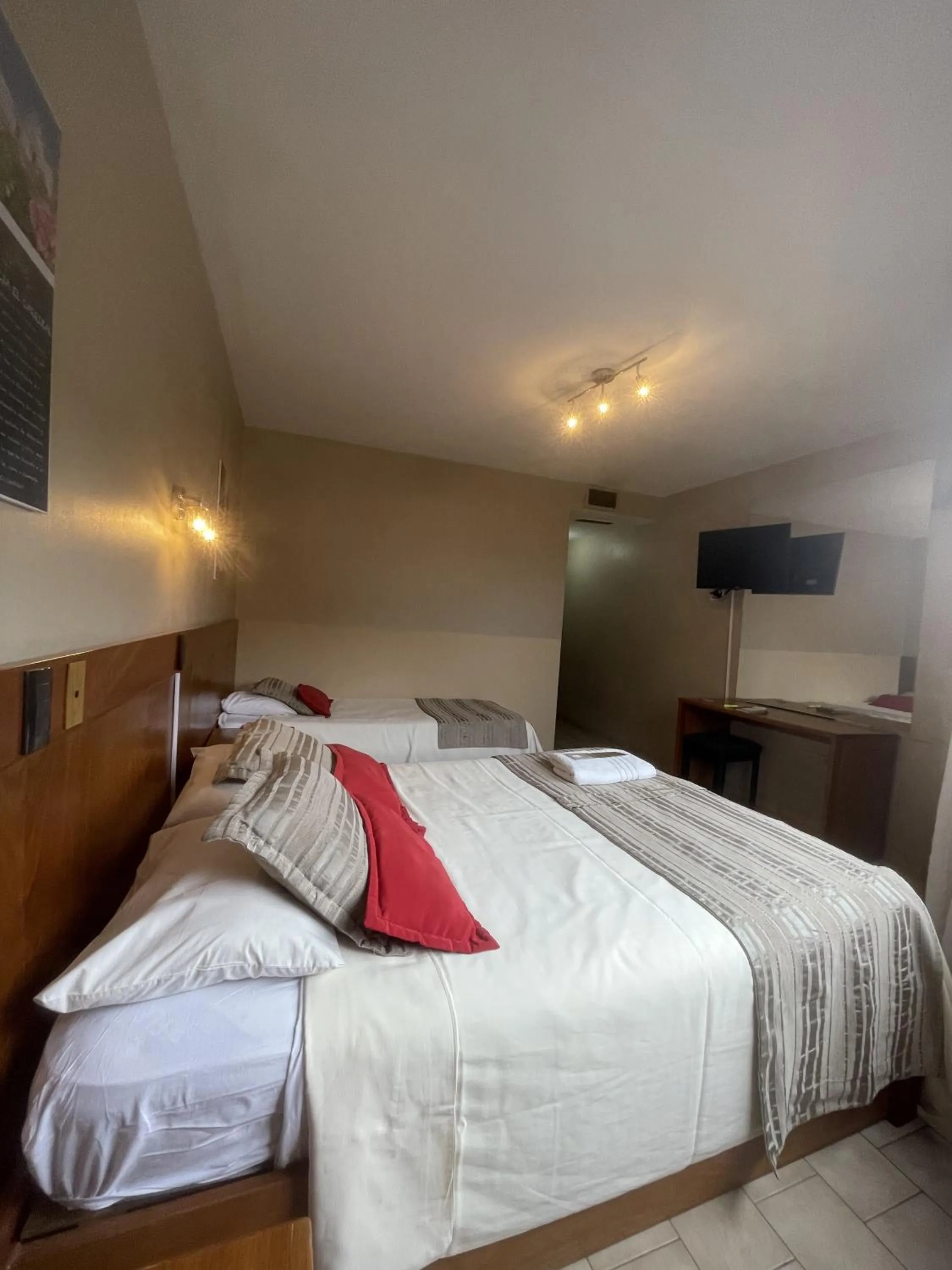 Camino Real Hotel