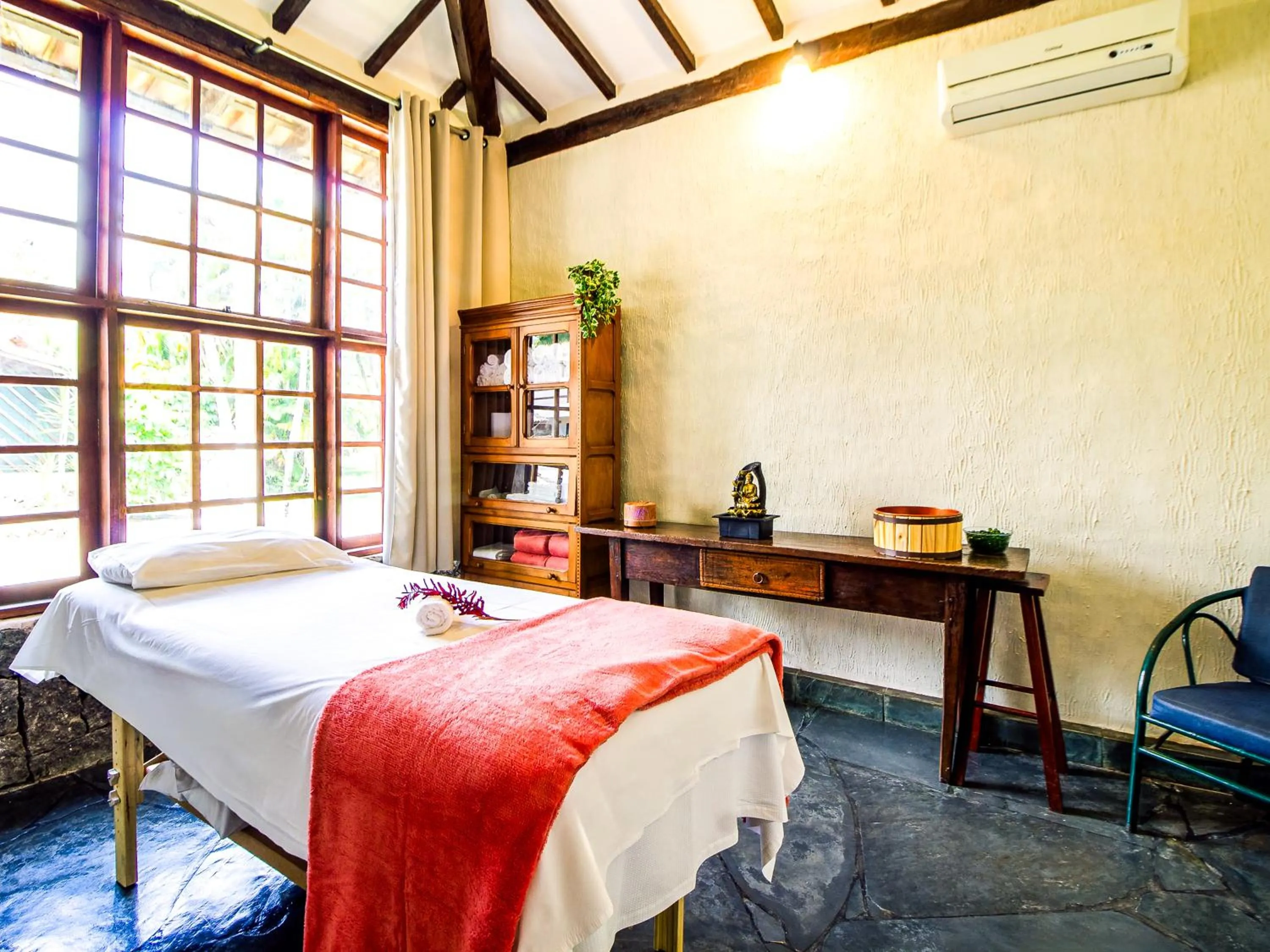 Spa and wellness centre/facilities, Bed in VELINN Pousada dos Marinheiros